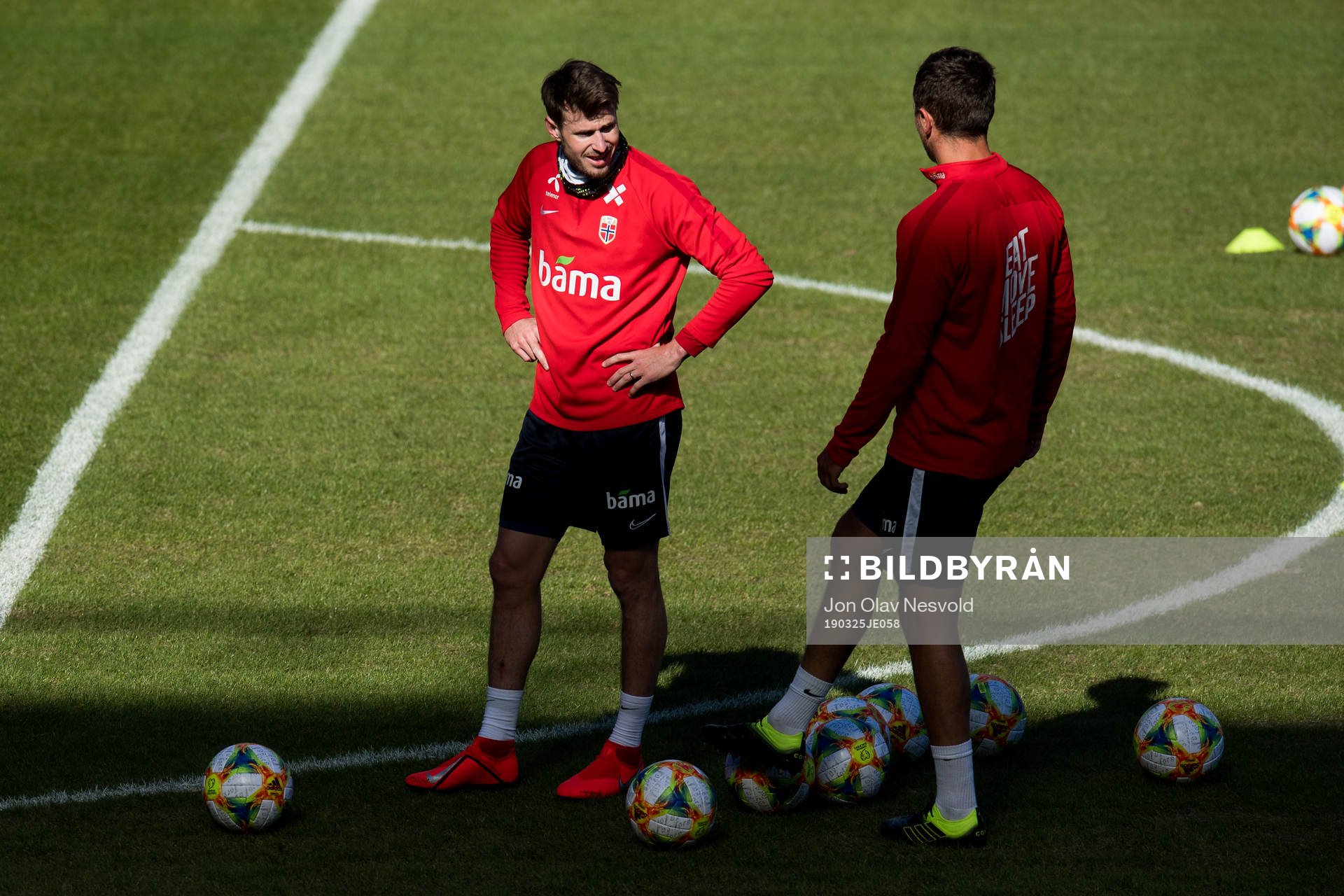 Håvard Nordtveit and Even Hovland of Norway
