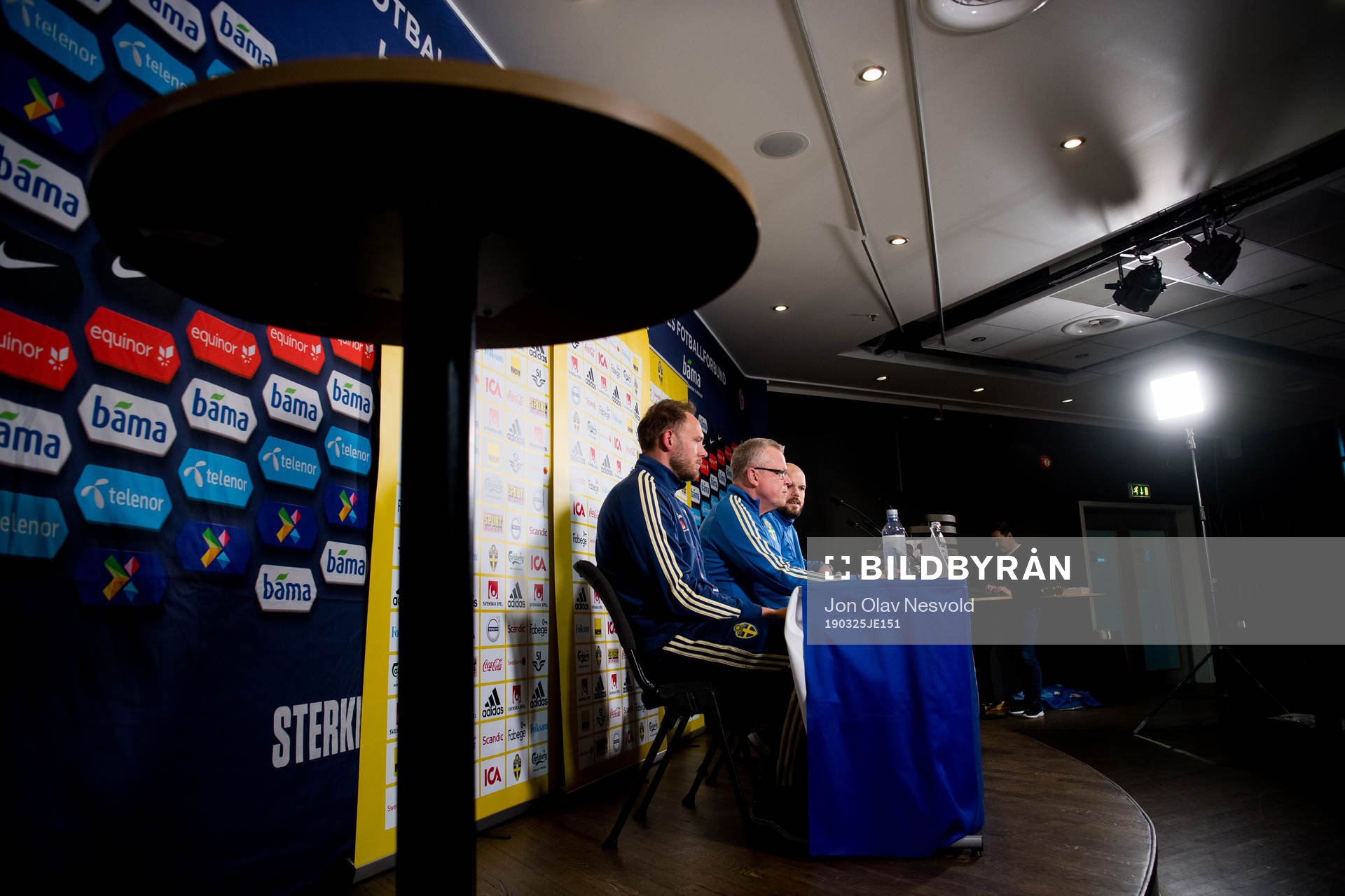 Andreas Granqvist and head coach Janne Andersson of the