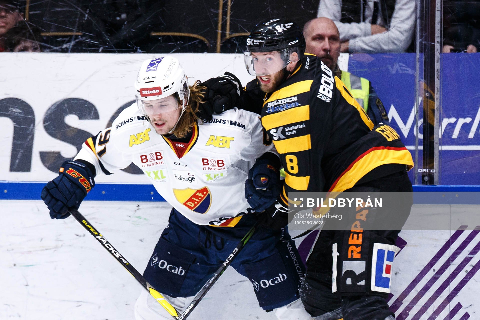 Djurgårdens Axel Jonsson Fjällby och Skellefteås Petter
