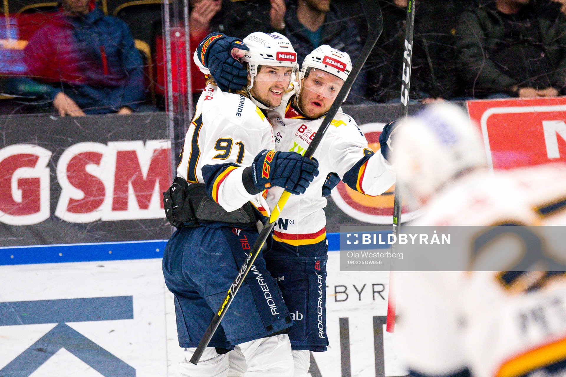 Djurgårdens Axel Jonsson Fjällby och Sebastian Strandberg