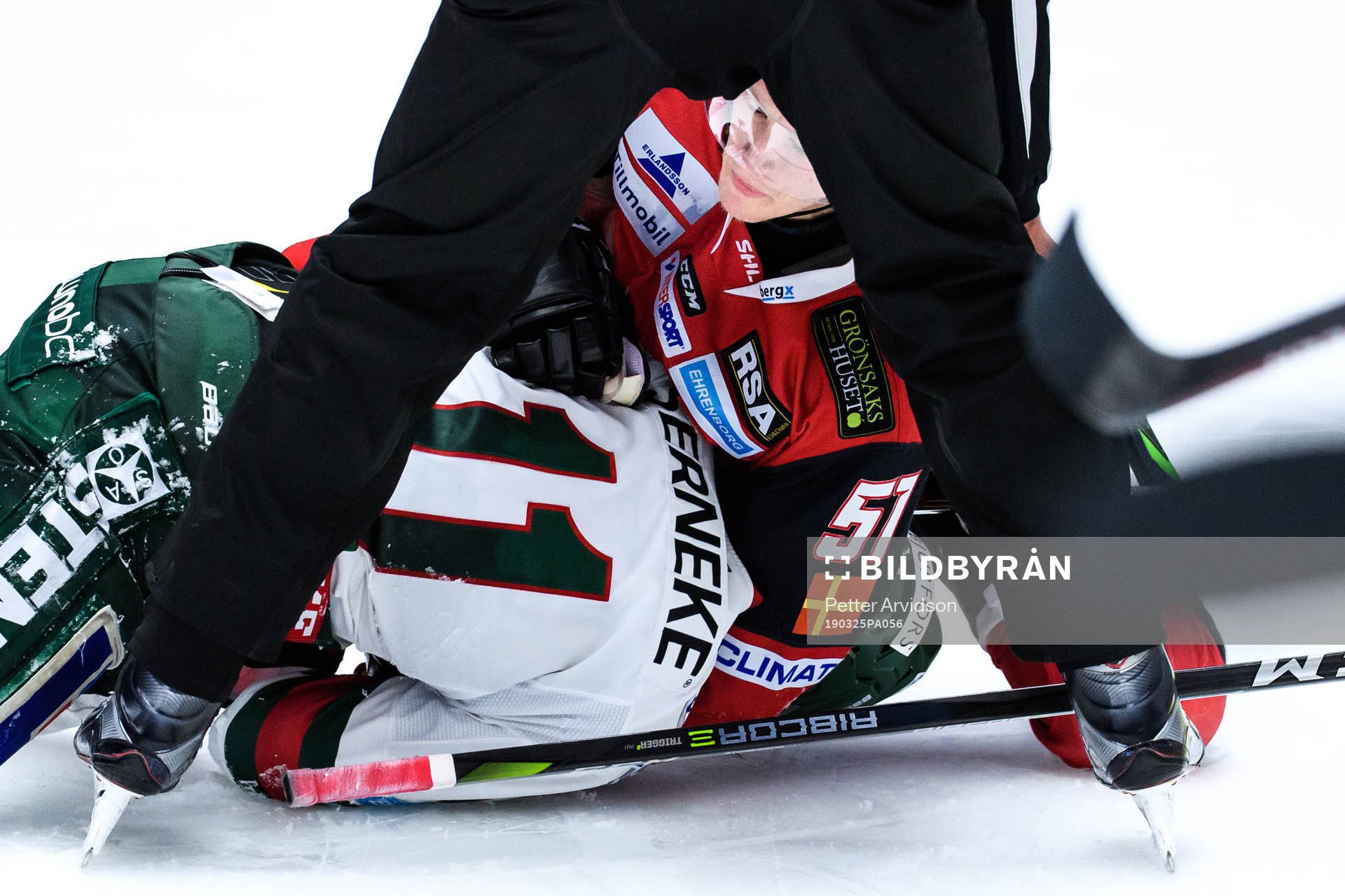 Malmö Redhawks Emil Sylvegård och Frölundas Samuel Fagemo