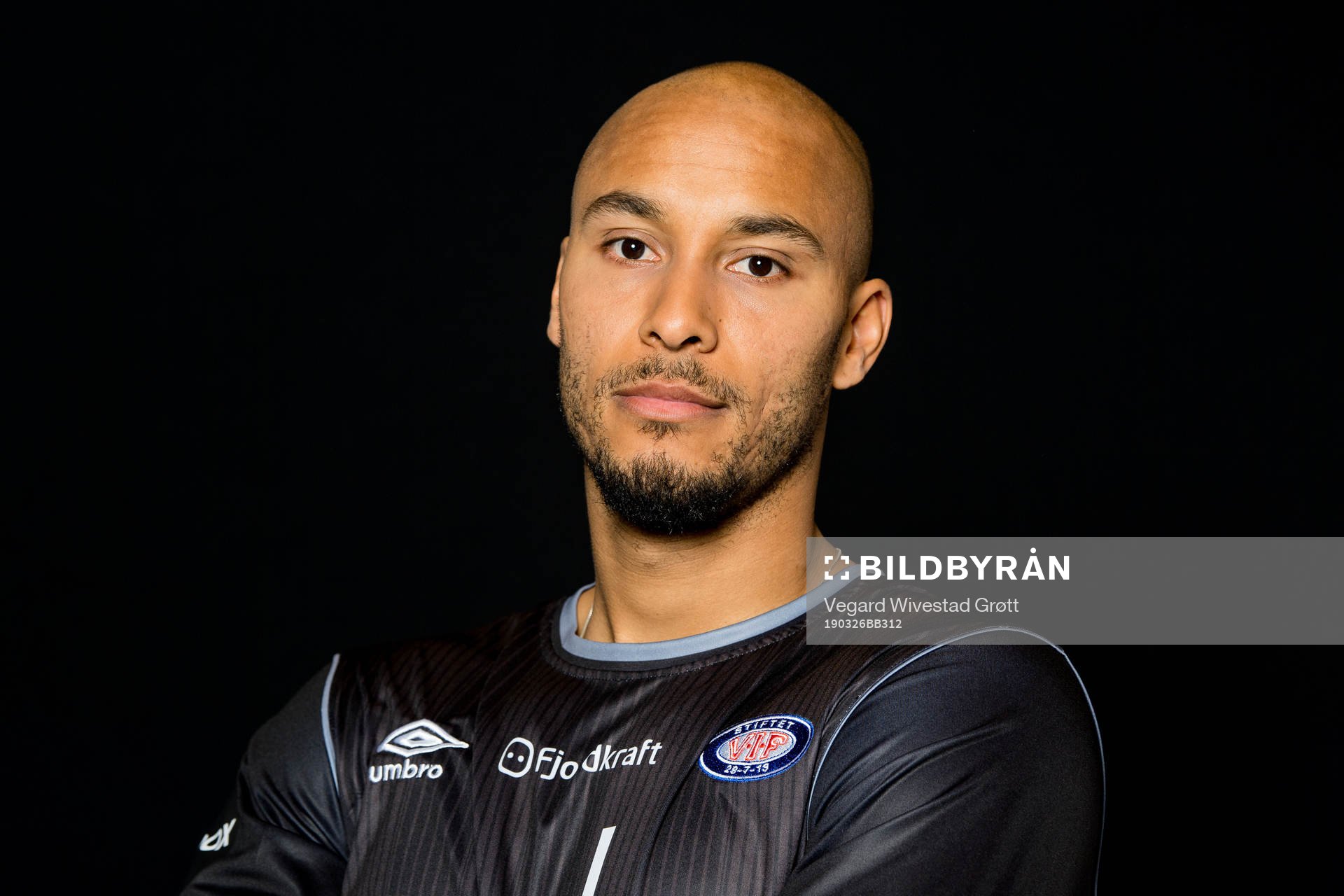 Goalkeeper Adam Larsen Kwarasey of Vålerenga poses for a