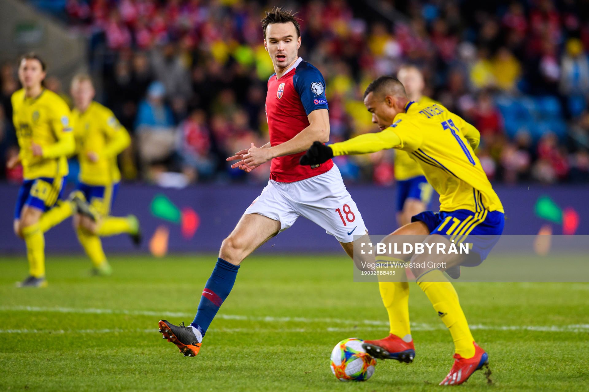 Ole Kristian Selnæs of Norway and Robin Quaison of Sweden