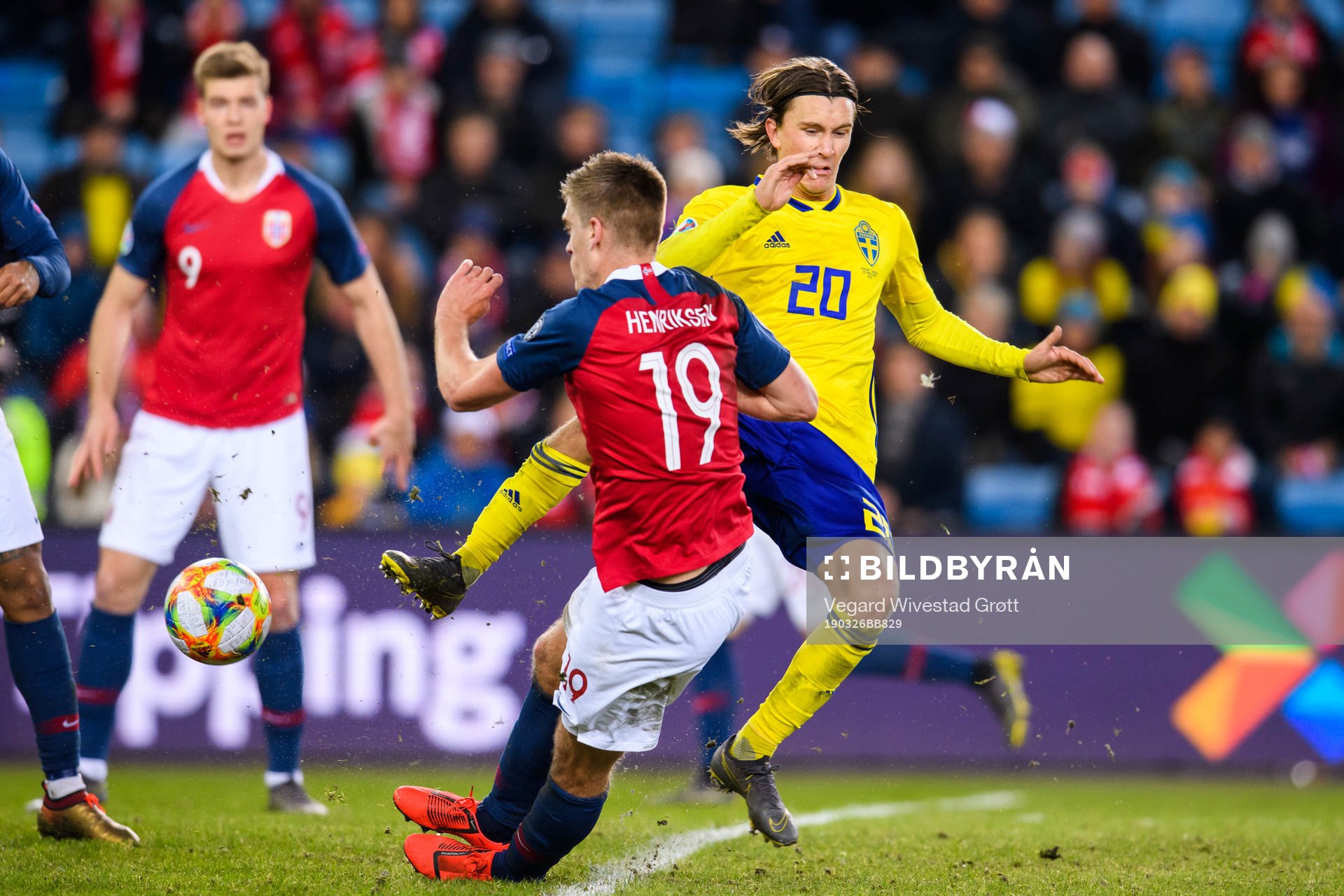 Kristoffer Olsson of Sweden Markus Henriksen of Norway