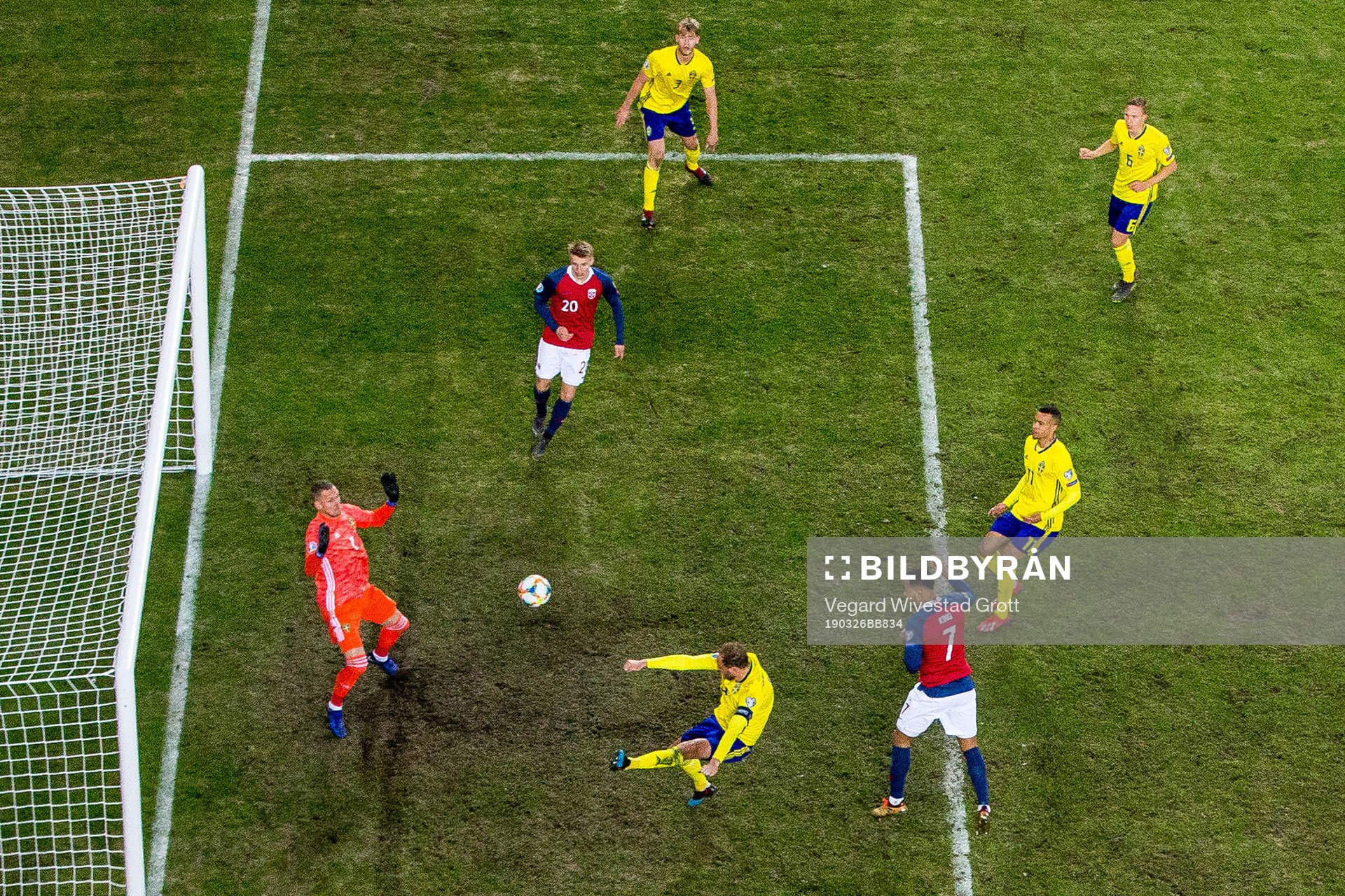Joshua King of Norway scores 2-0 behind goalkeeper Robin