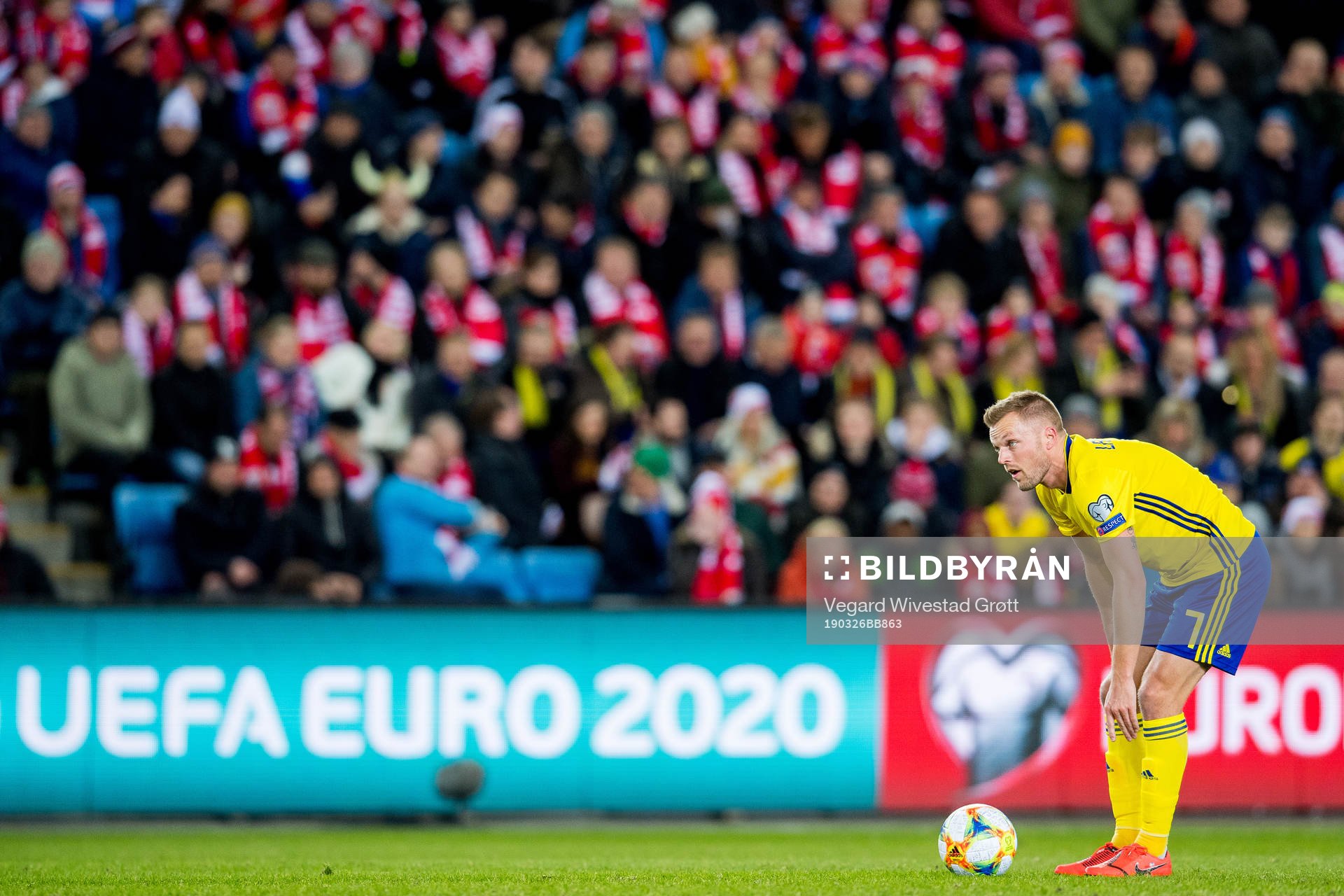 Sebastian Larsson of Sweden
