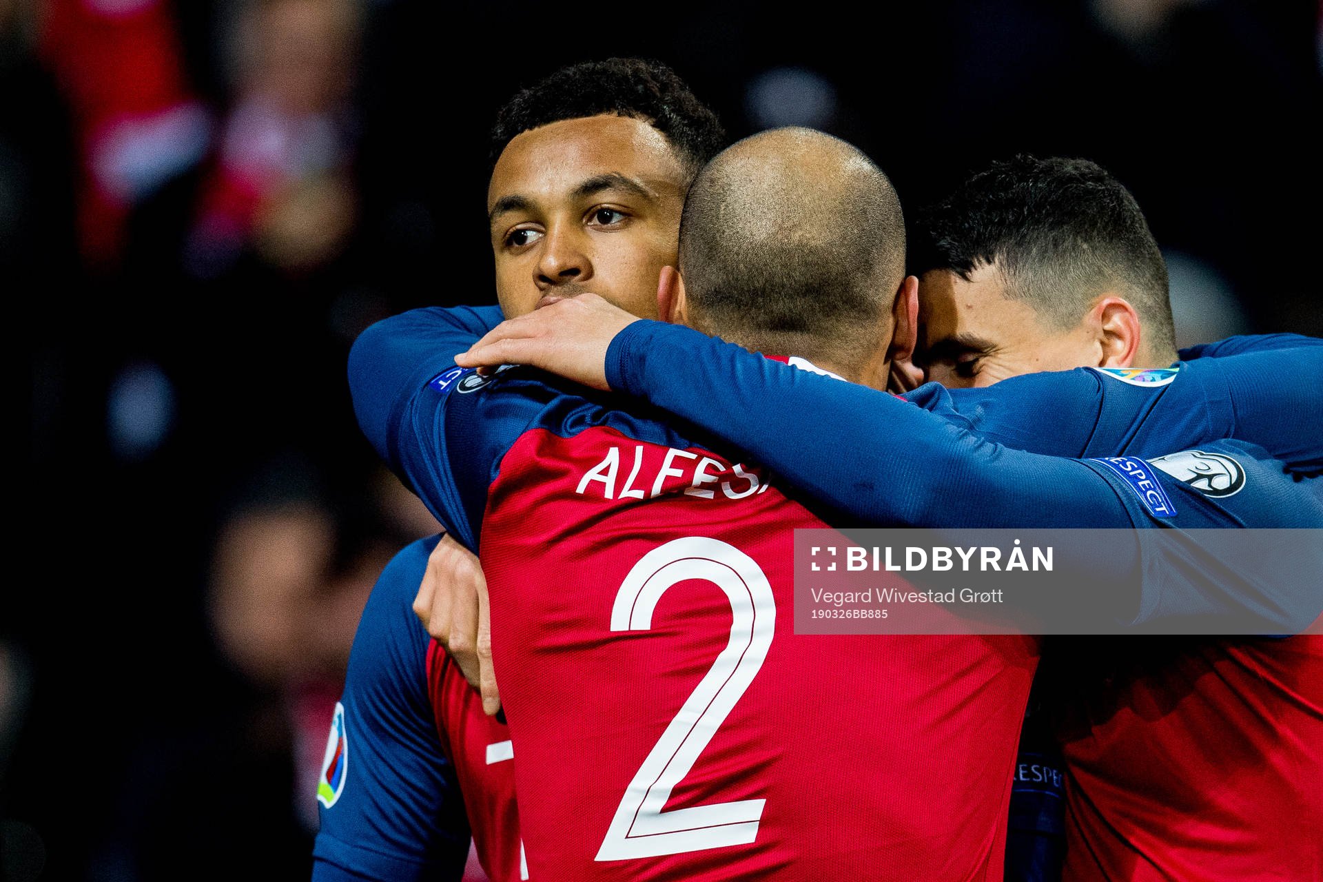 Joshua King of Norway celebrates with teammates Haitam