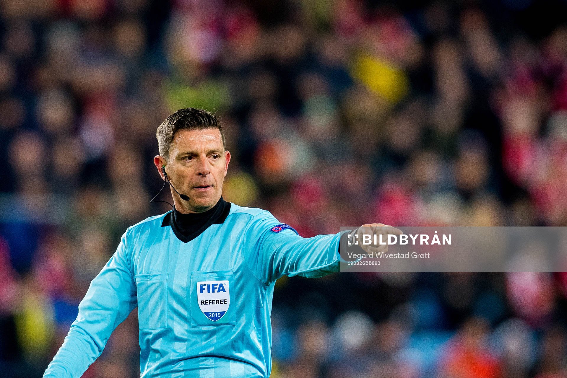 Referee Gianluca Rocchi