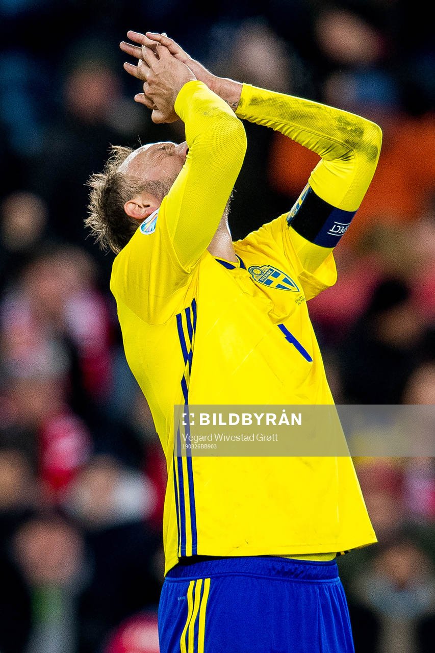 Andreas Granqvist of Sweden reacts
