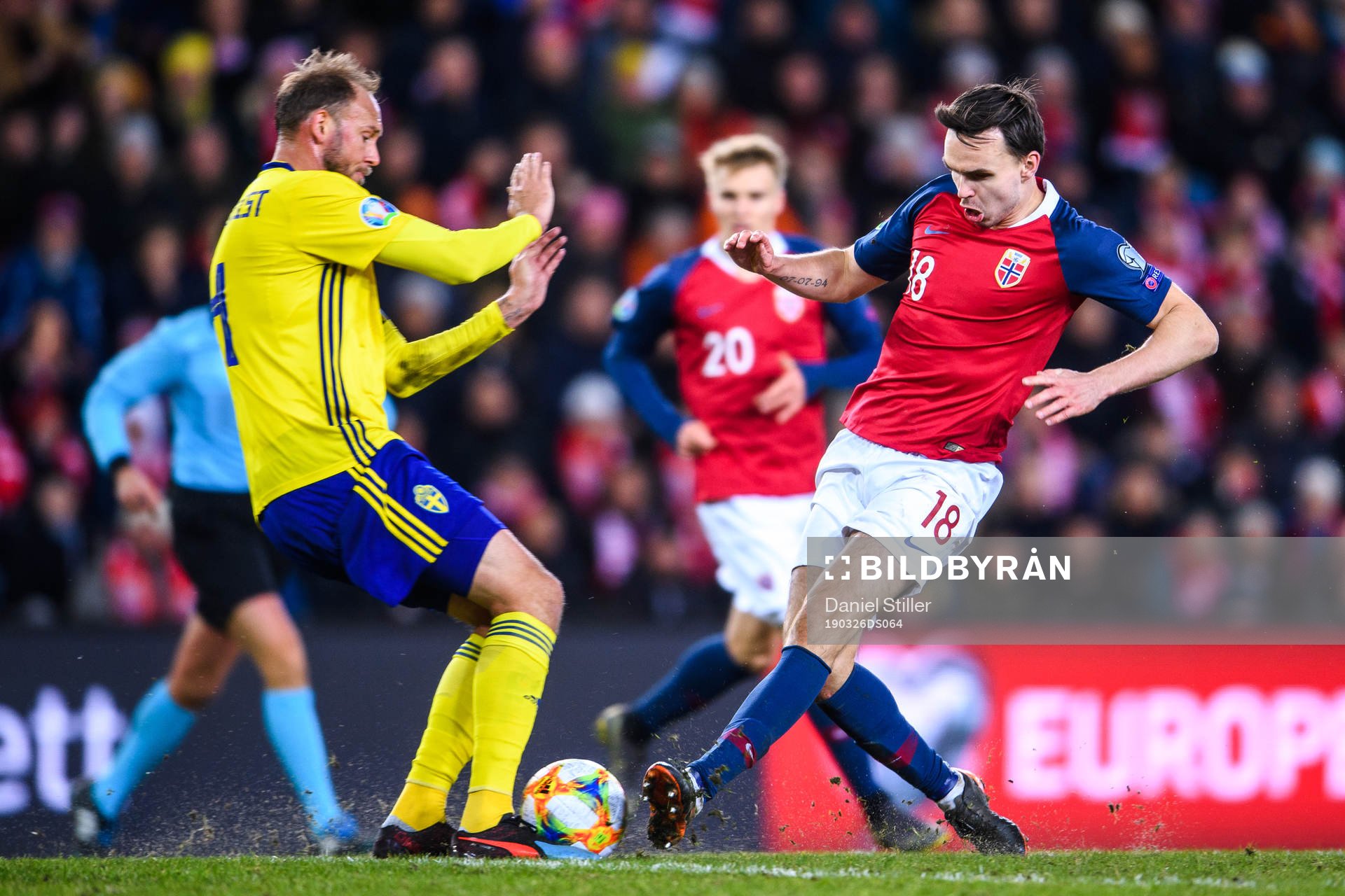 Andreas Granqvist of Sweden and Ole Kristian Selnæs of