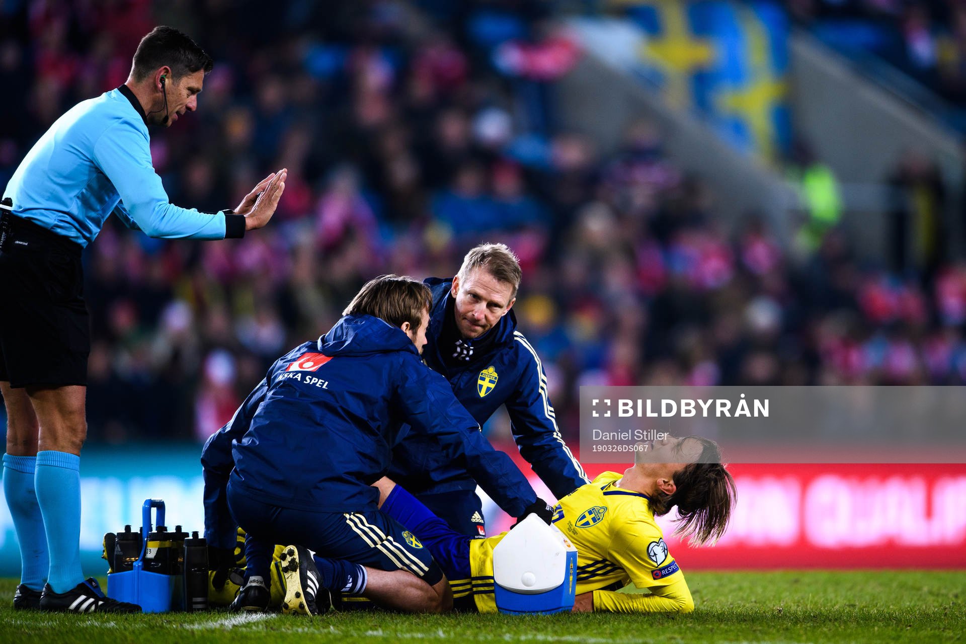 Kristoffer Olsson of Sweden in pain
