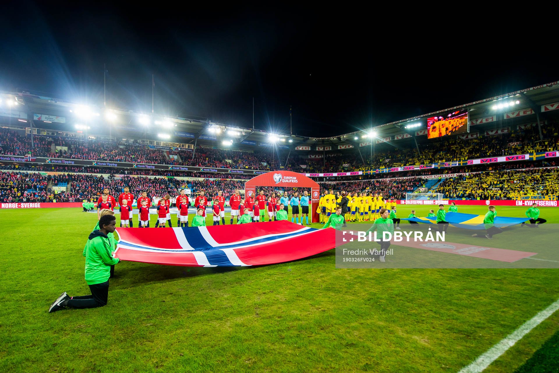 The players of Norway and of Sweden