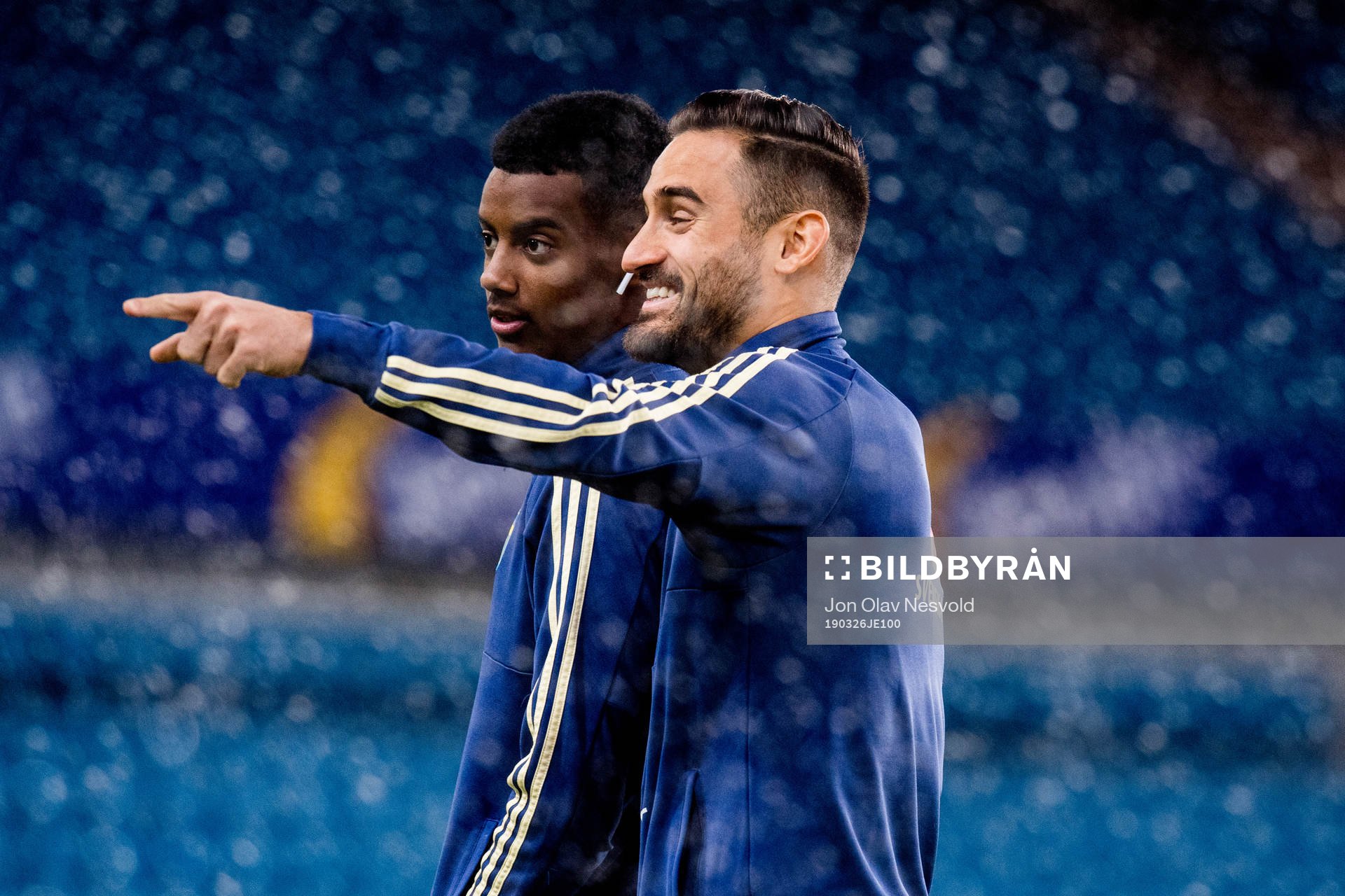 Alexander Isak and Sotrios Papagiannopoulos of Sweden