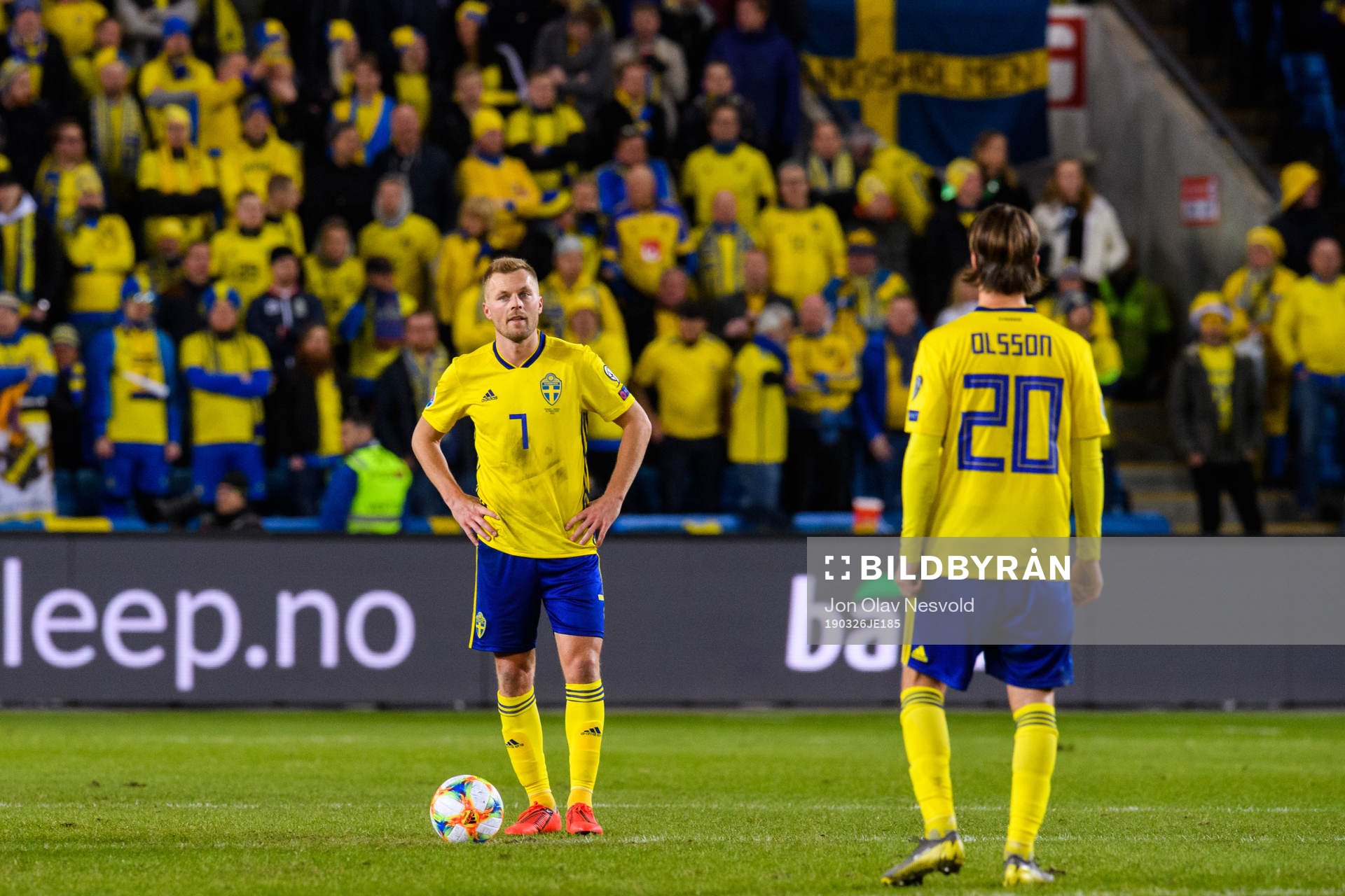 Sebastian Larsson of Sweden looks dejected