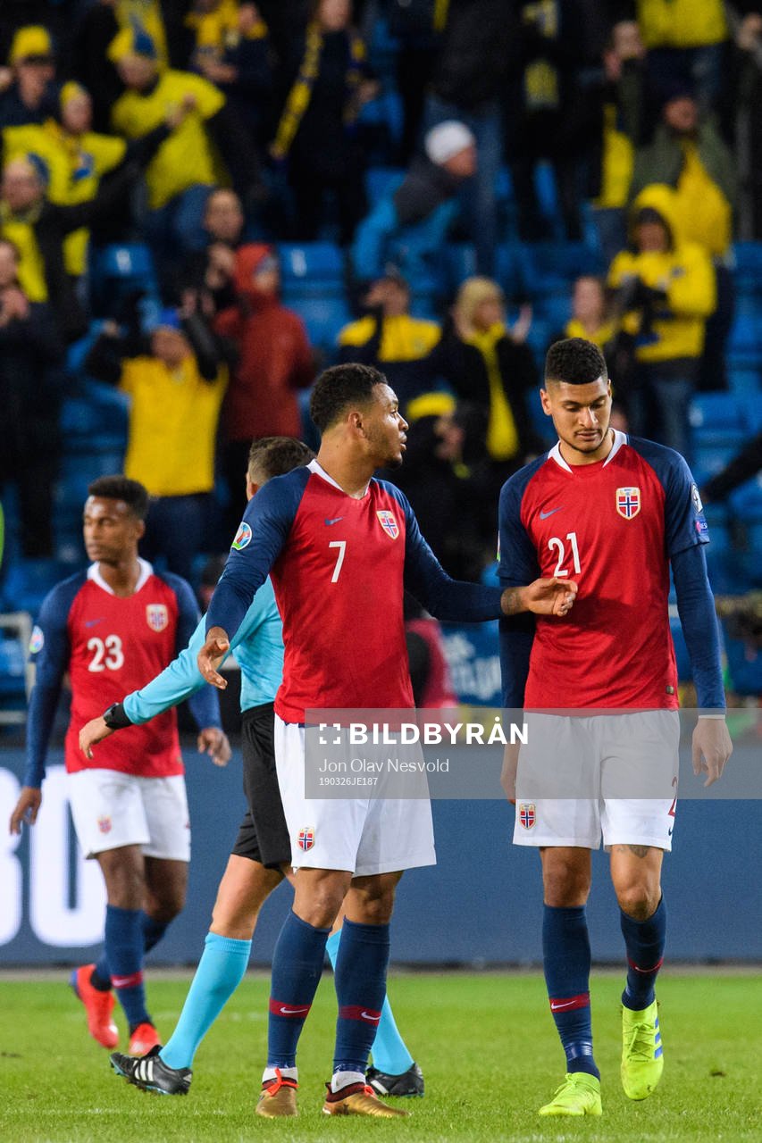 Joshua King and Bjørn Maars Johnsen of Norway looks