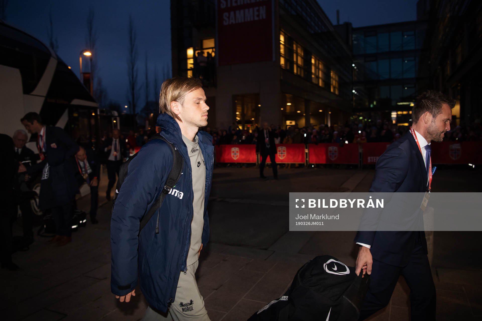 Iver Fossum of Norway arrives to the arena