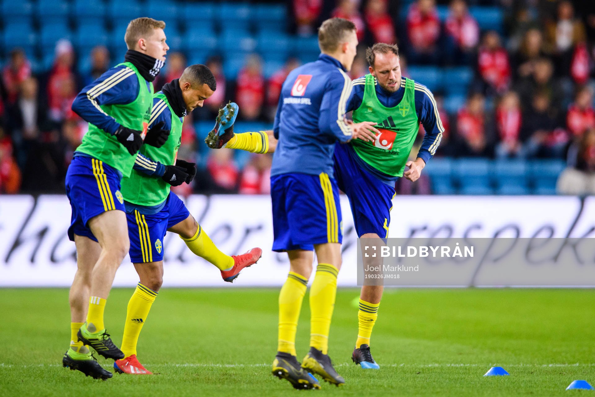 Emil Krafth, Robin Quaison and Andreas Granqvist of Sweden