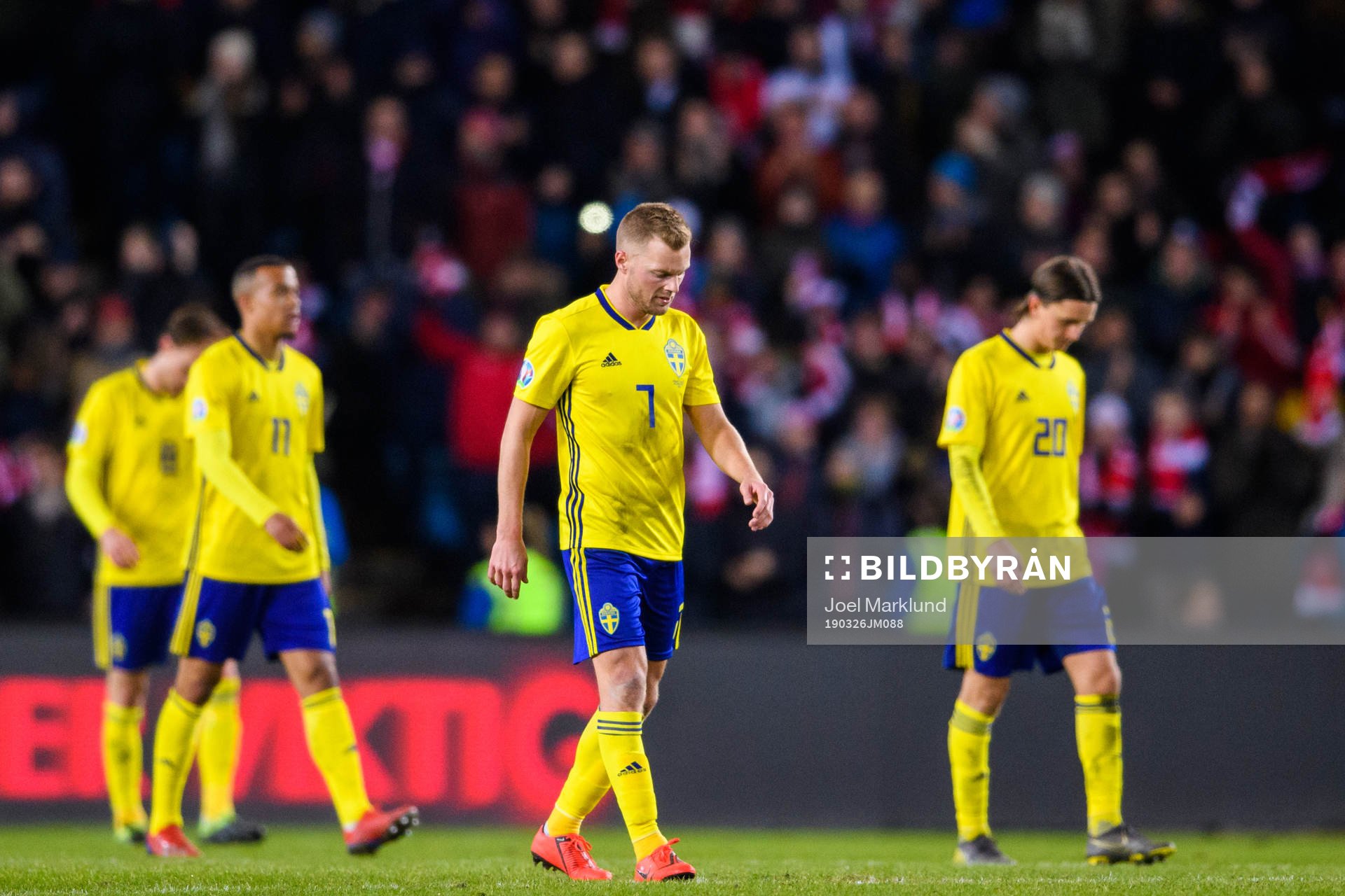 Sebastian Larsson of Sweden looks dejected