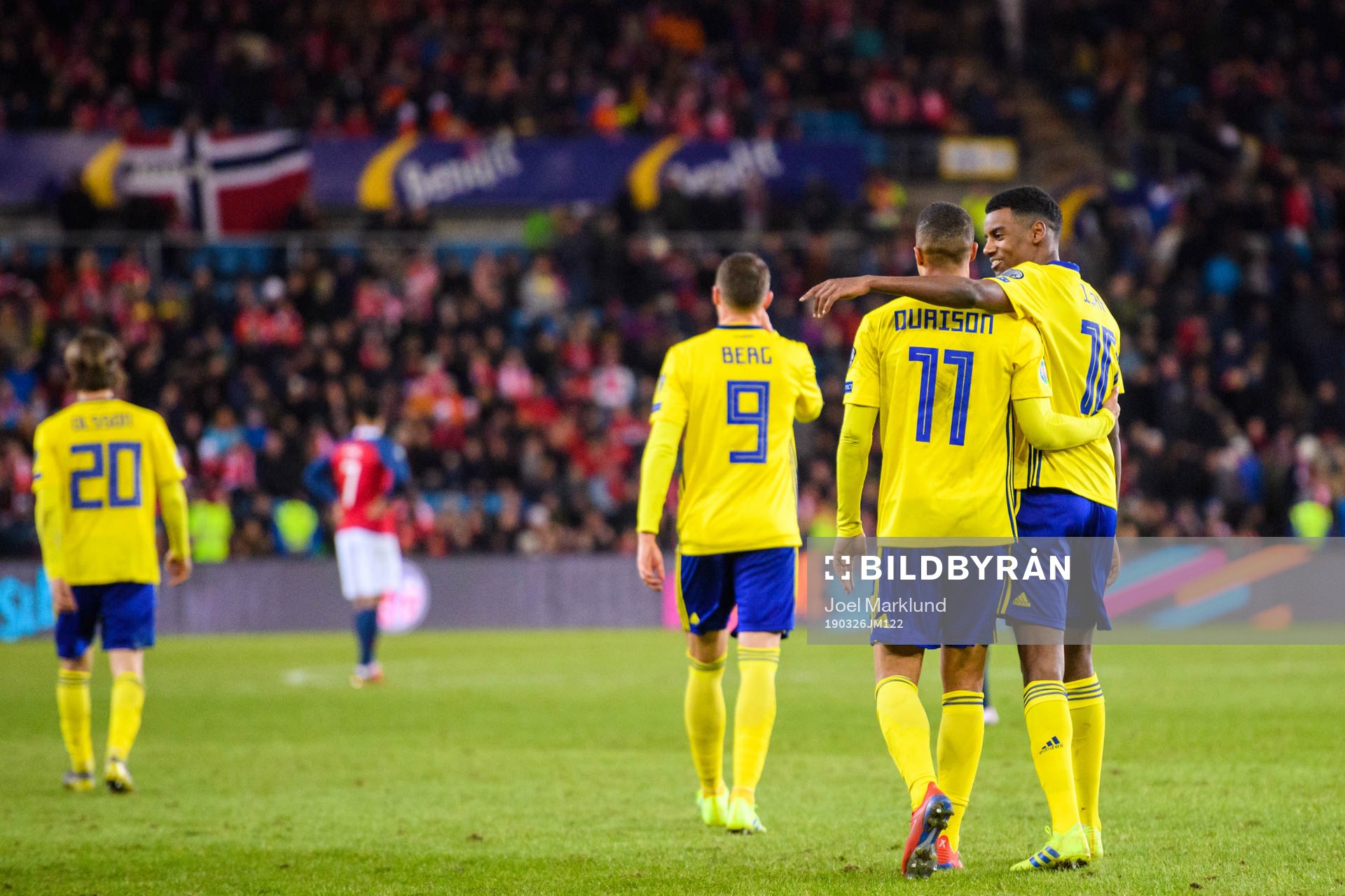Robin Quaison and Alexander Isak of Sweden