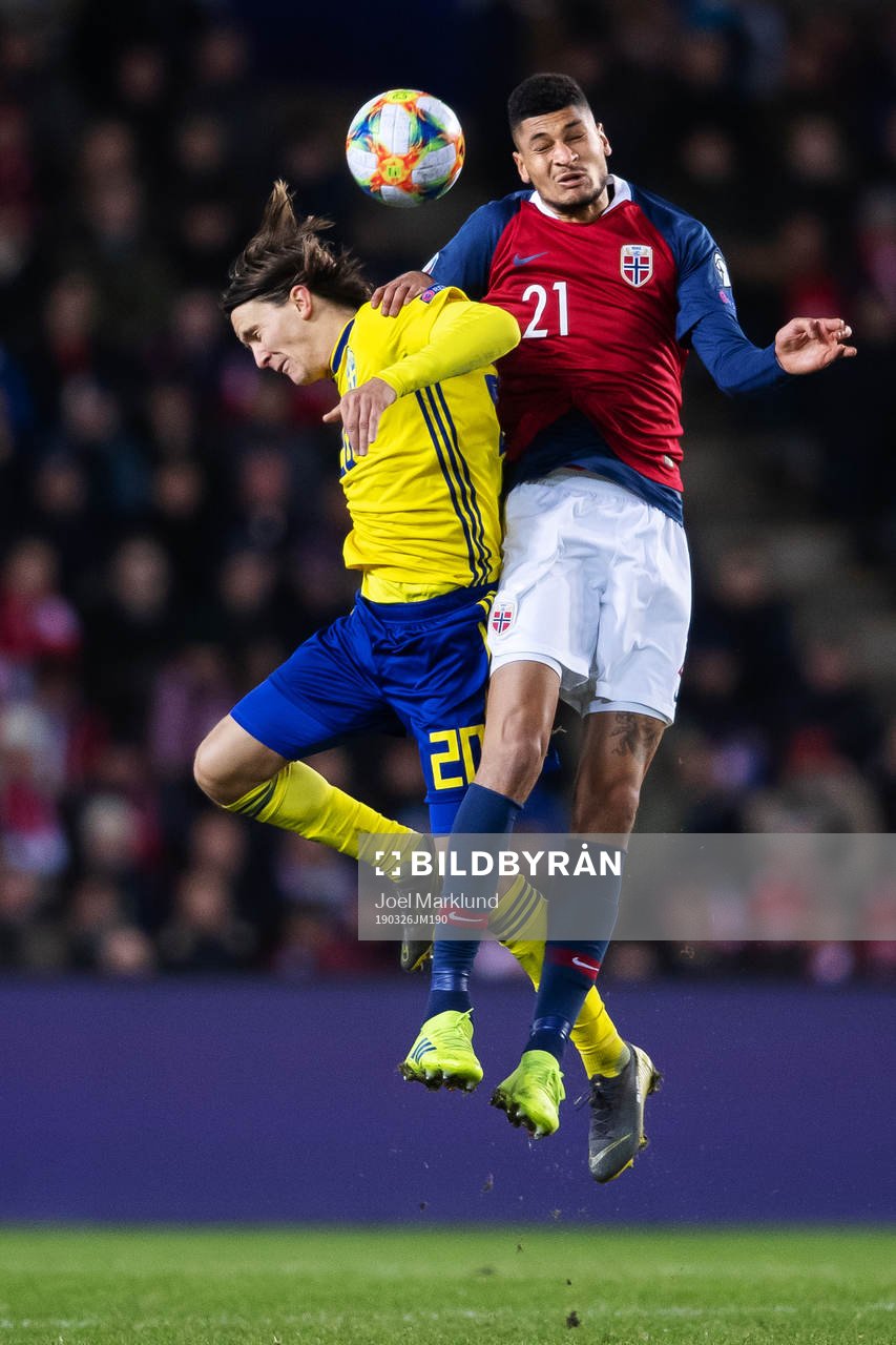 Kristoffer Olsson of Sweden and Bjørn Maars Johnsen of