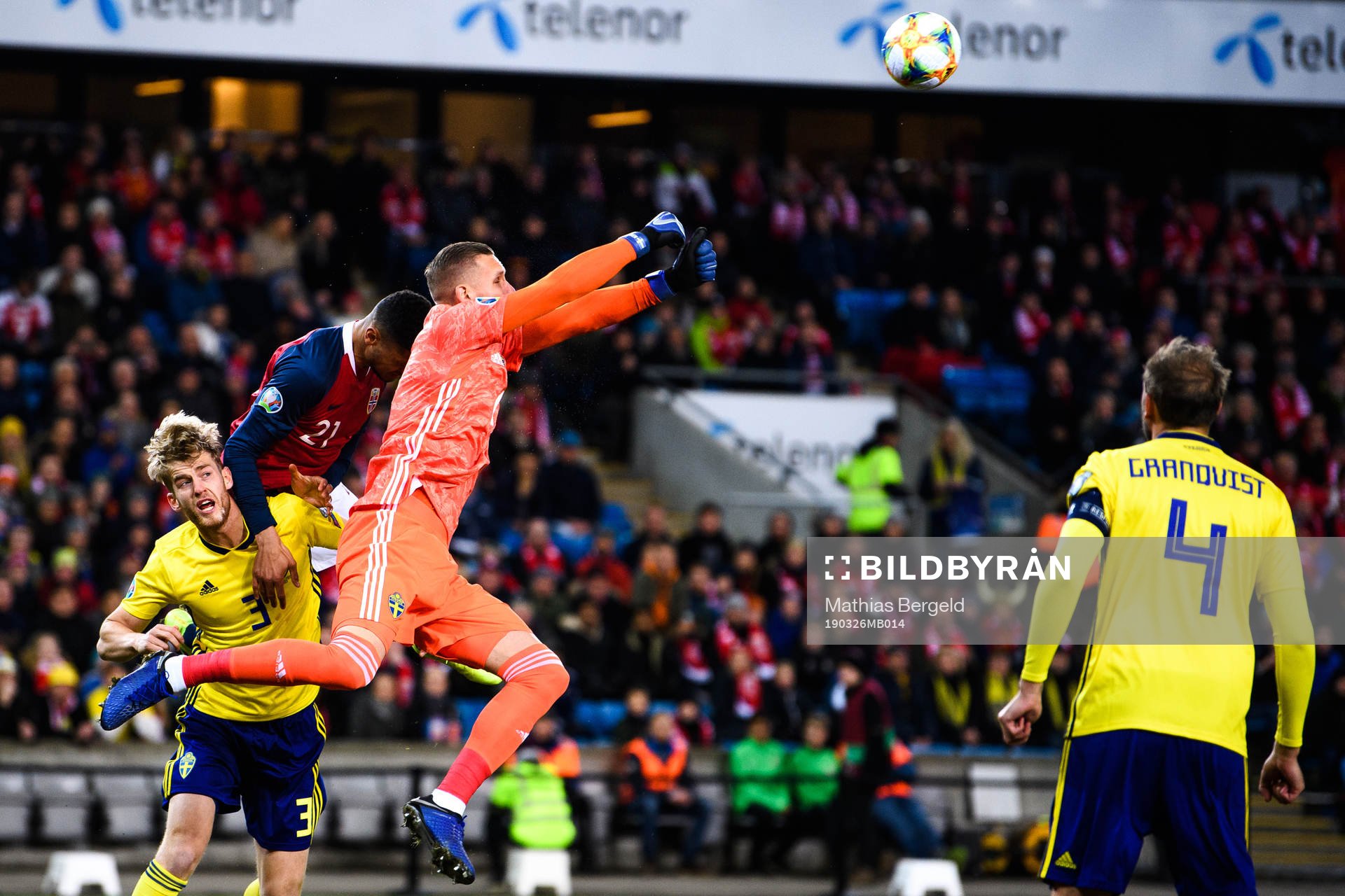 Goalkeeper Robin Olsen and Filip Helander of Sweden against