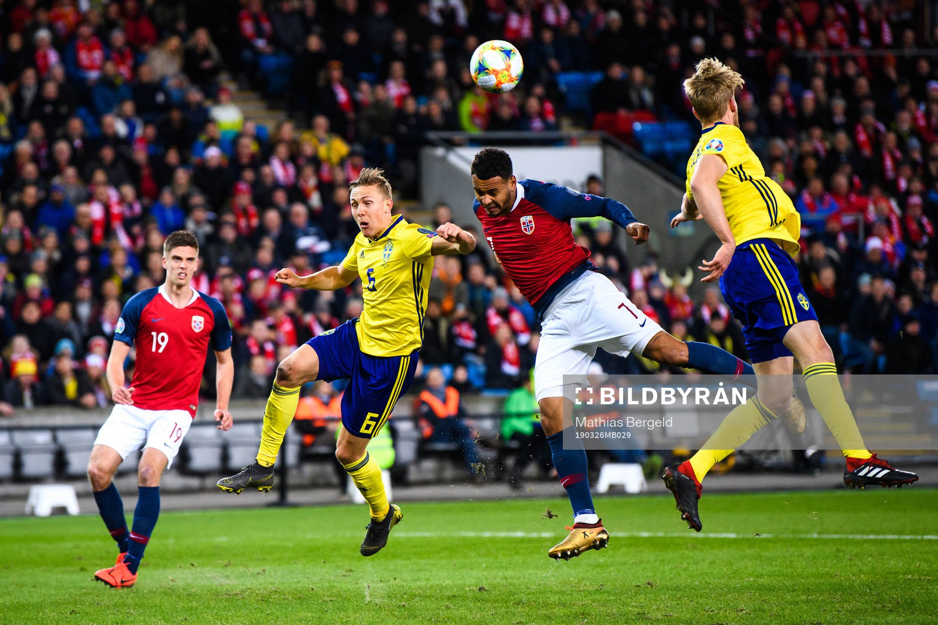 Markus Henriksen and Joshua King of Norway against Ludwig