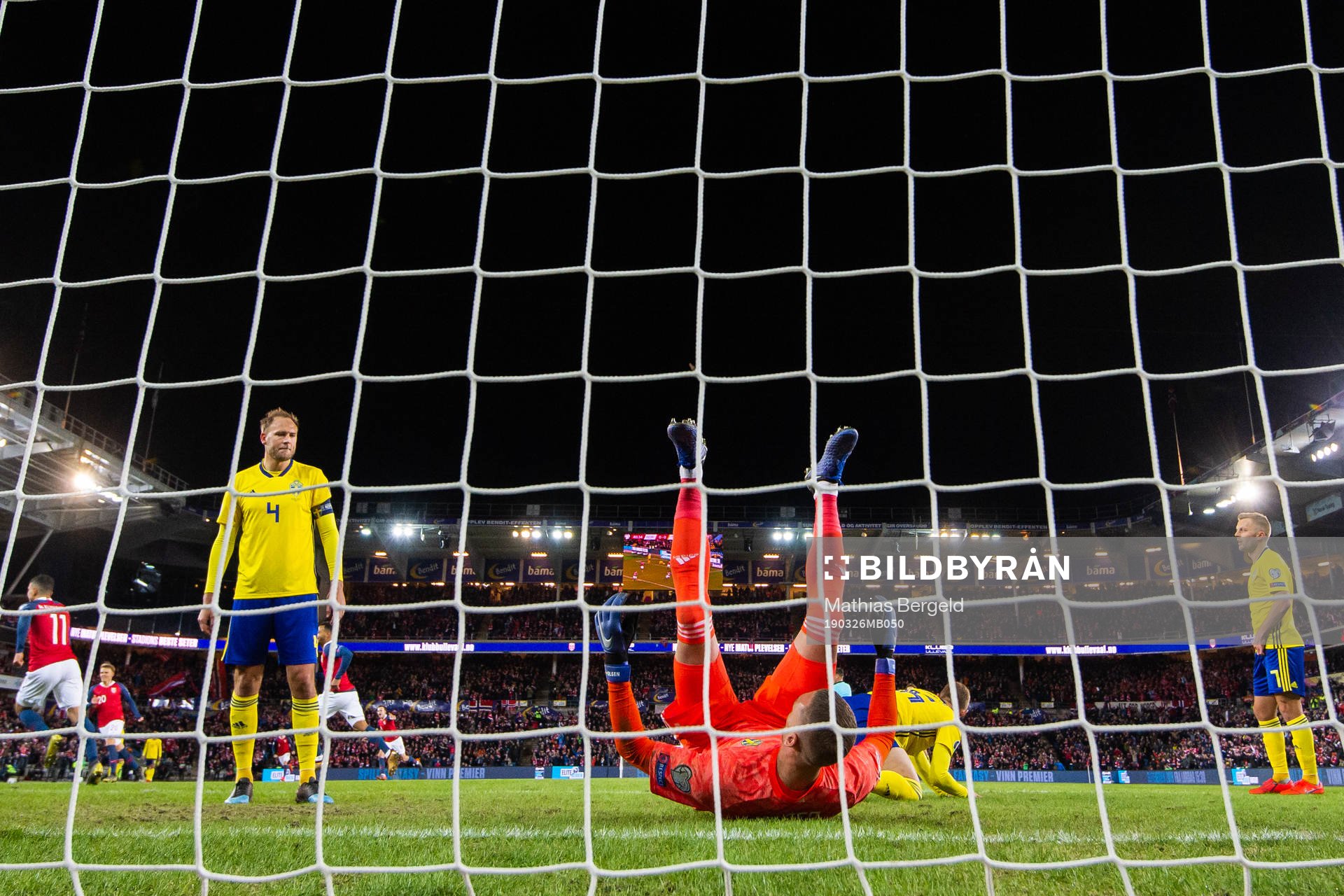Andreas Granqvist, goalkeeper Robin Olse, Emil Krafth and