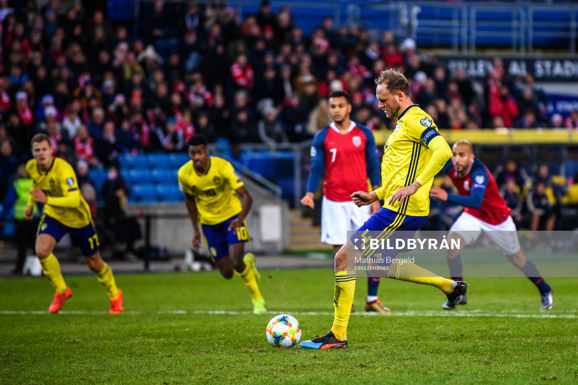 Andreas Granqvist of Sweden with a penalty kick