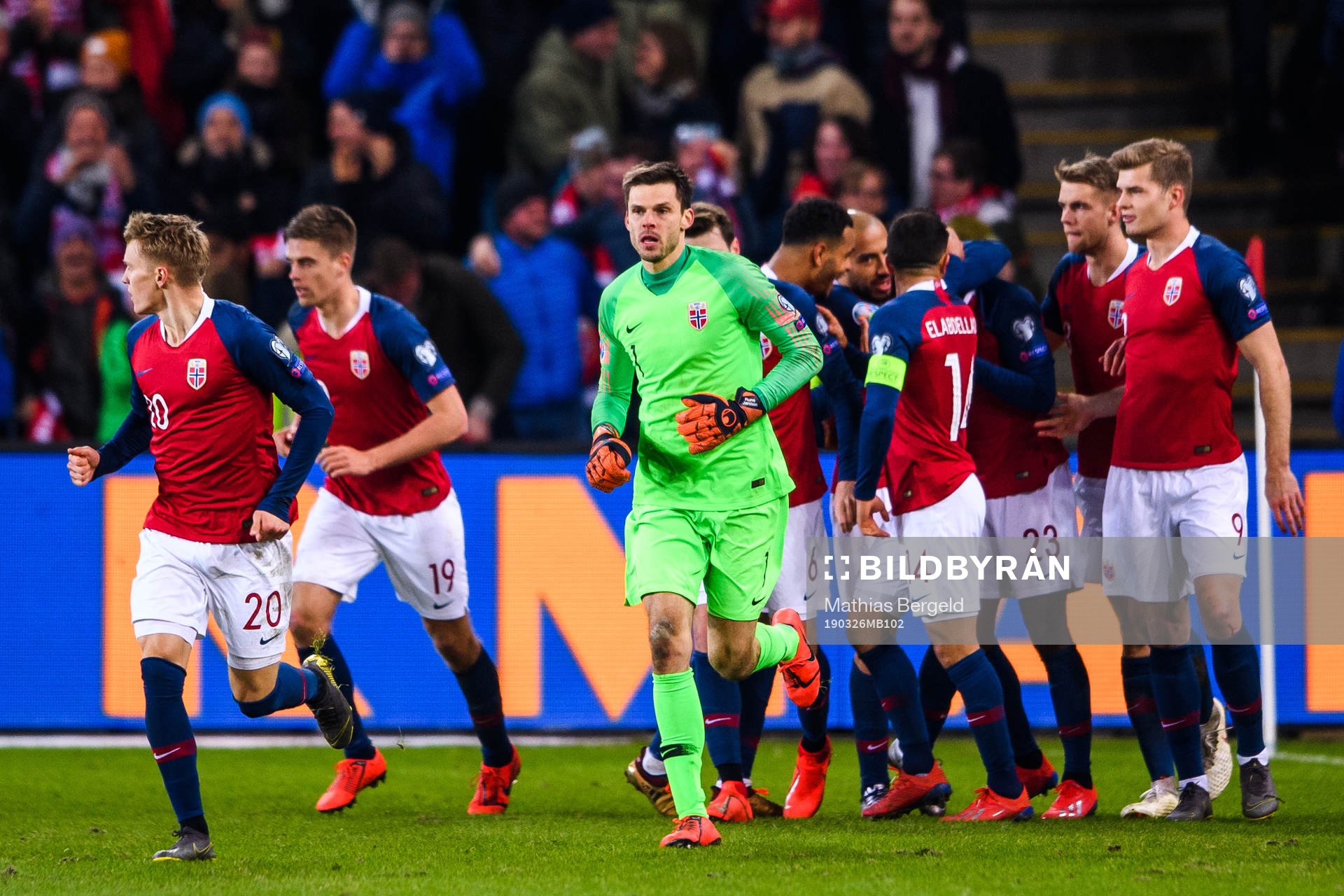 Goalkeeper Rune Almenning Jarstein of Norway celebrates the
