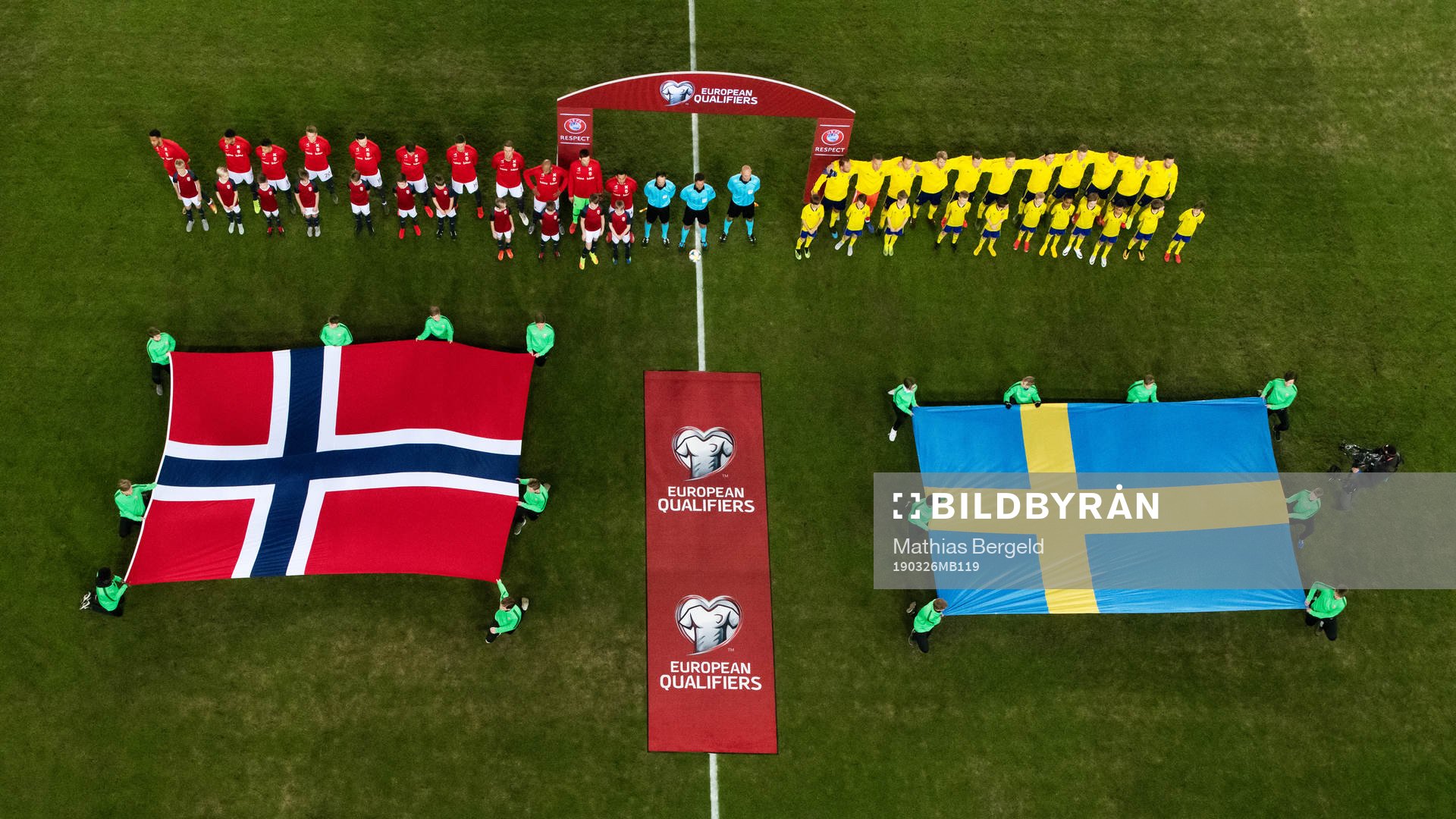 Players of Norway and of Sweden