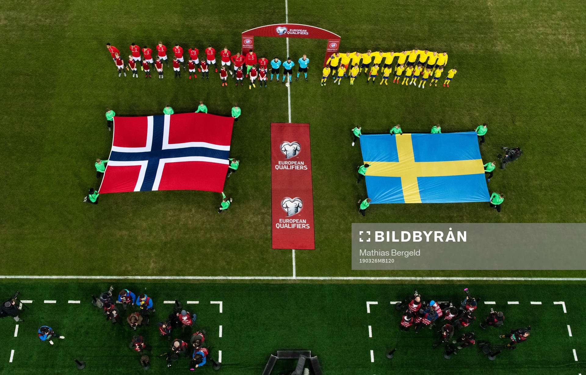 Players of Norway and of Sweden
