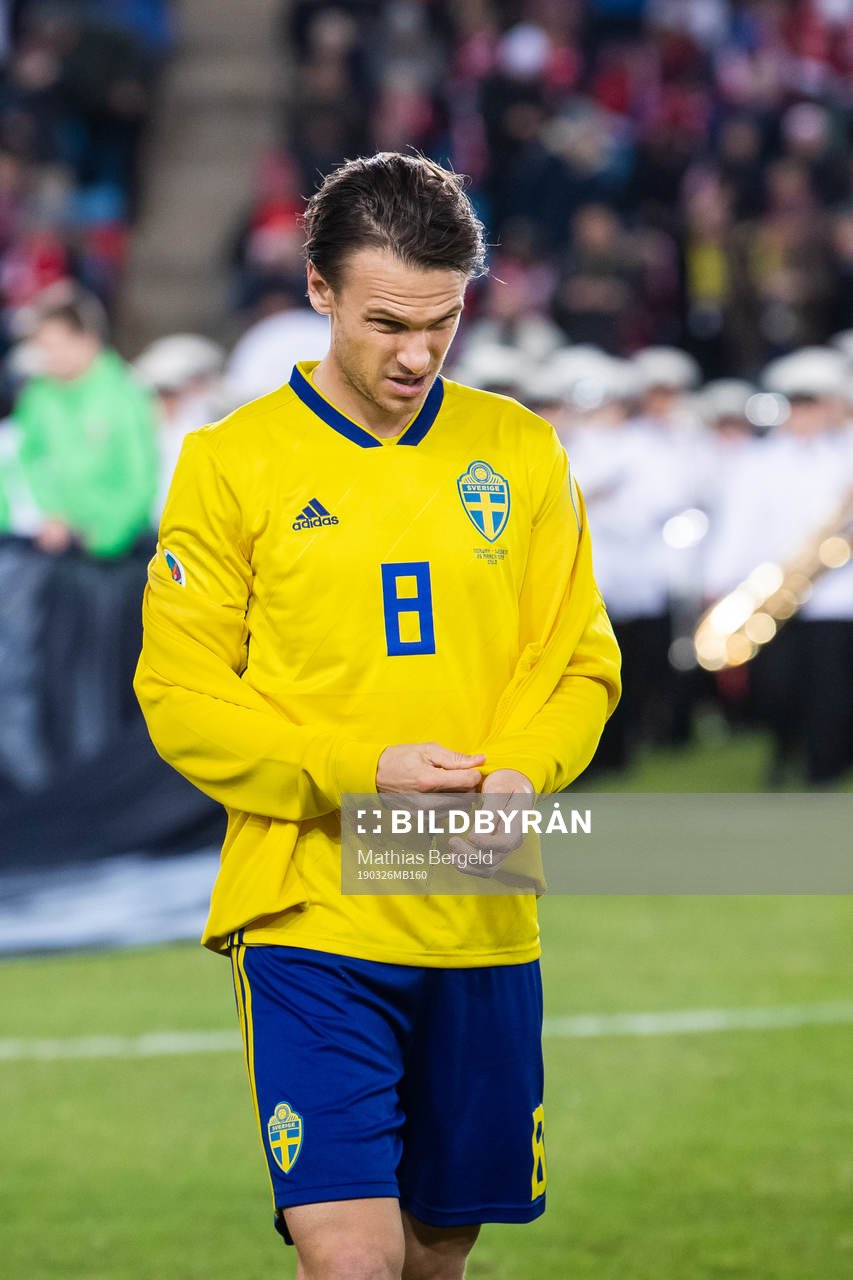 Albin Ekdal of Sweden