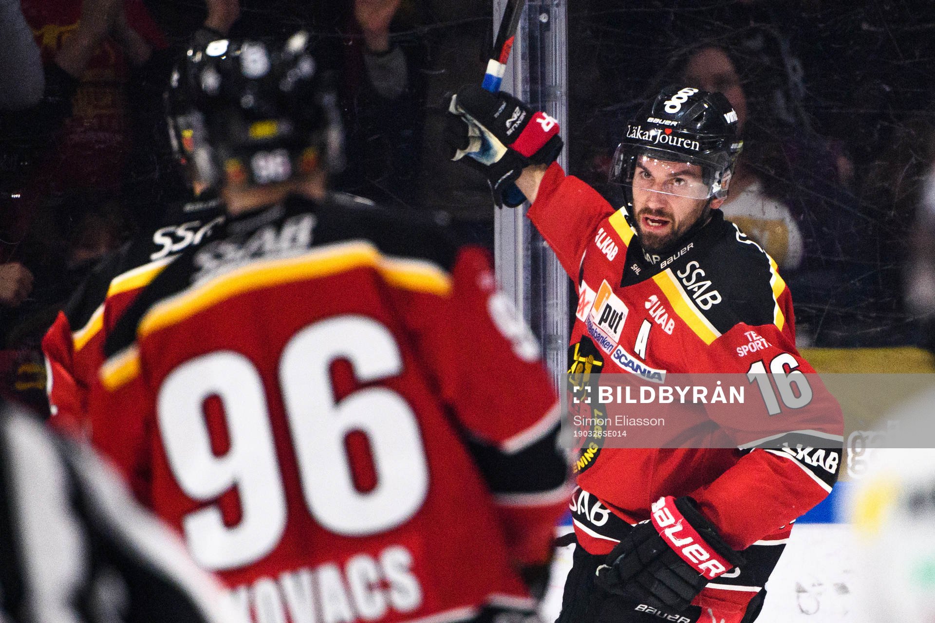 Luleås Niklas Olausson jublar