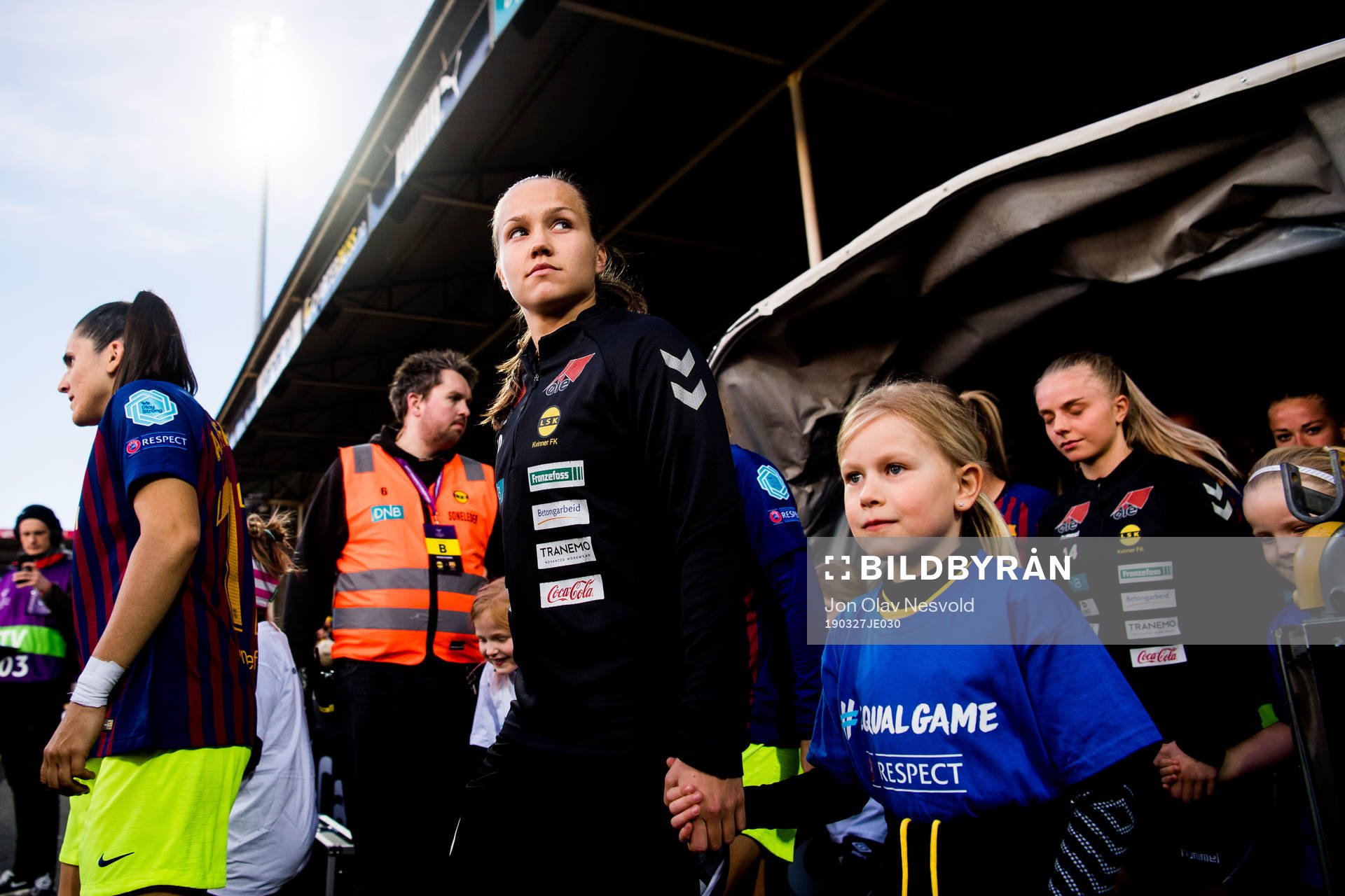 Guro Reiten of LSK Kvinner enters the pitch