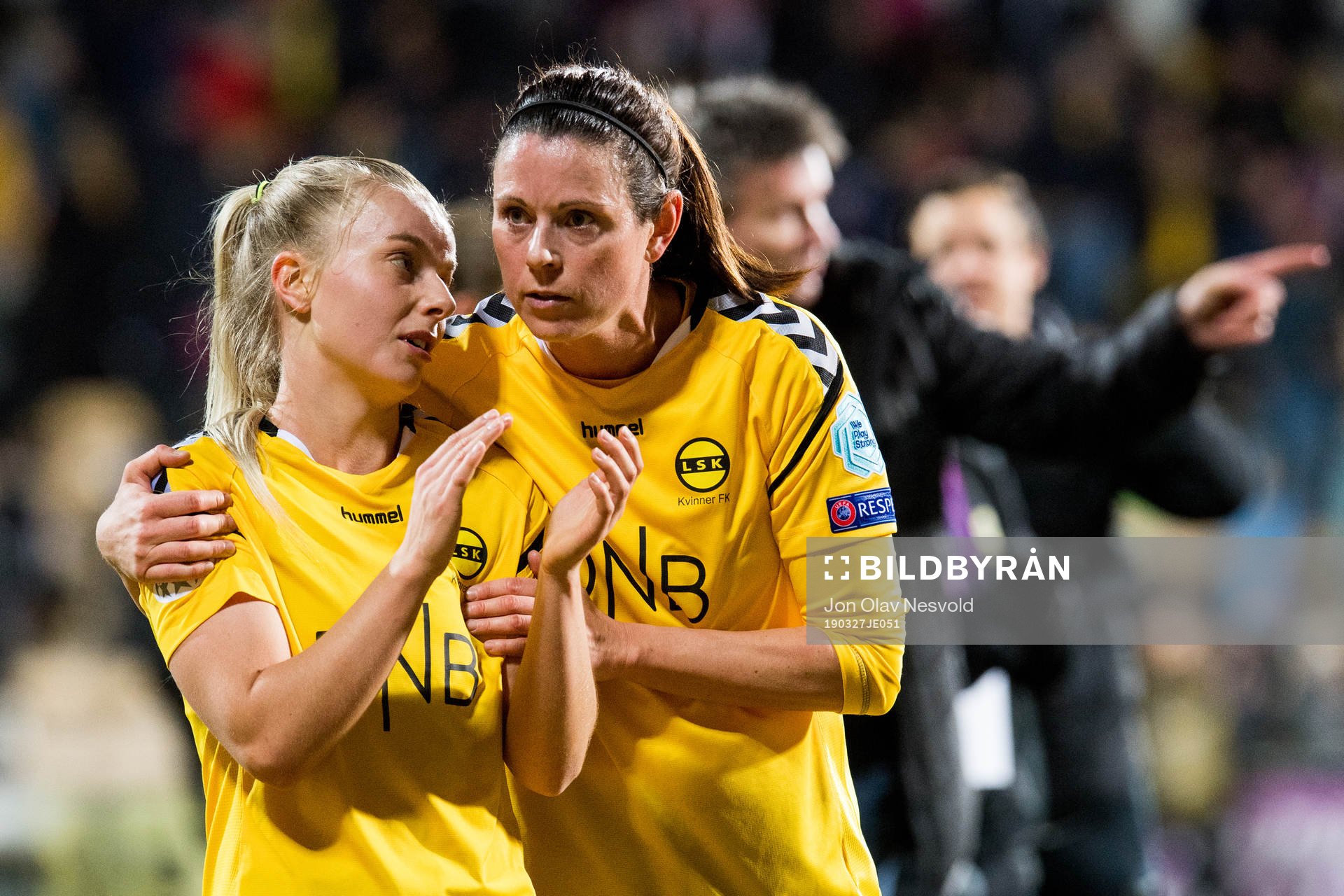 Emilie Marie Woldvik and Isabell Bachor of LSK Kvinner