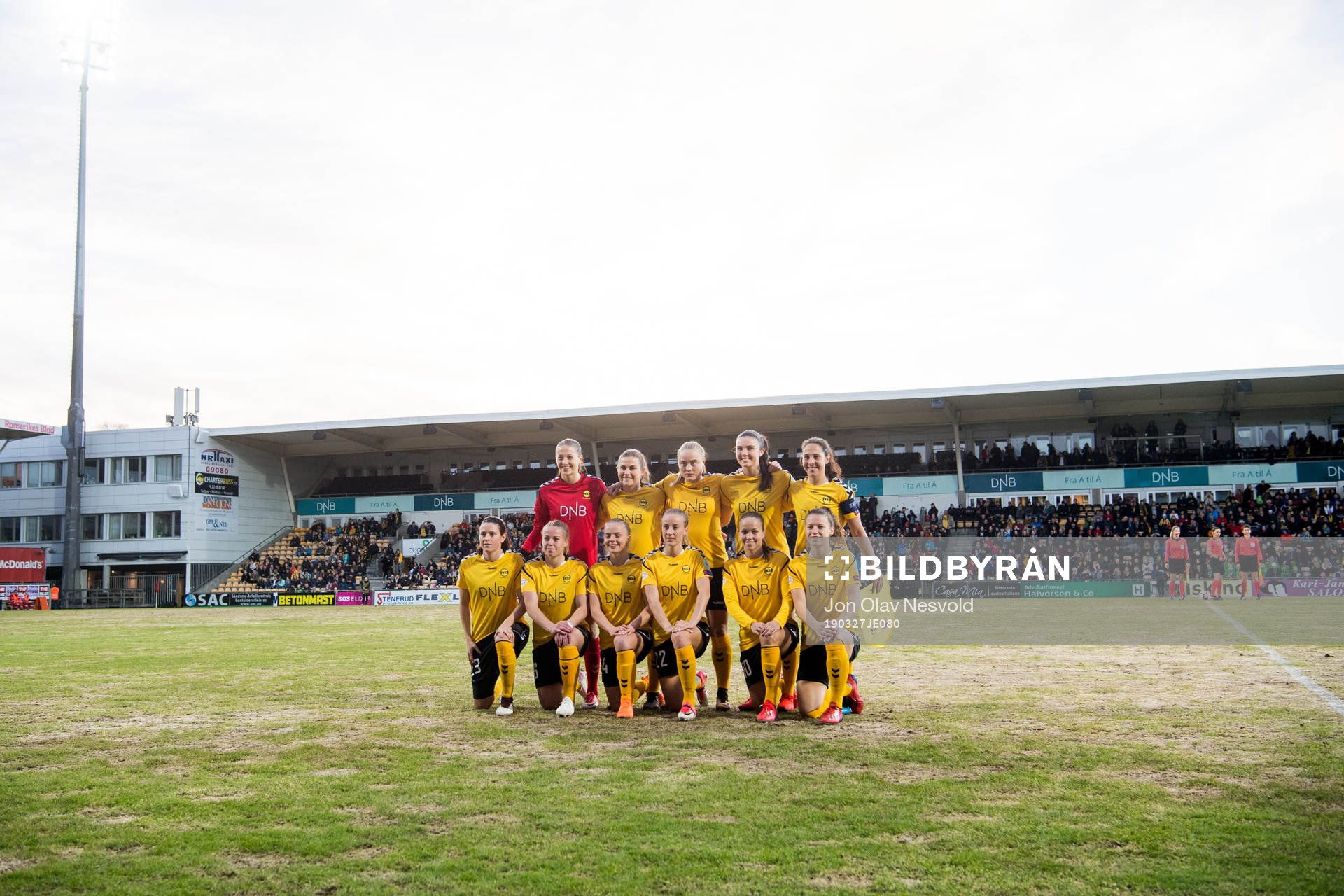 Goalkeeper Cecilie Fiskerstrand (2nd row), Emilie Bosshard