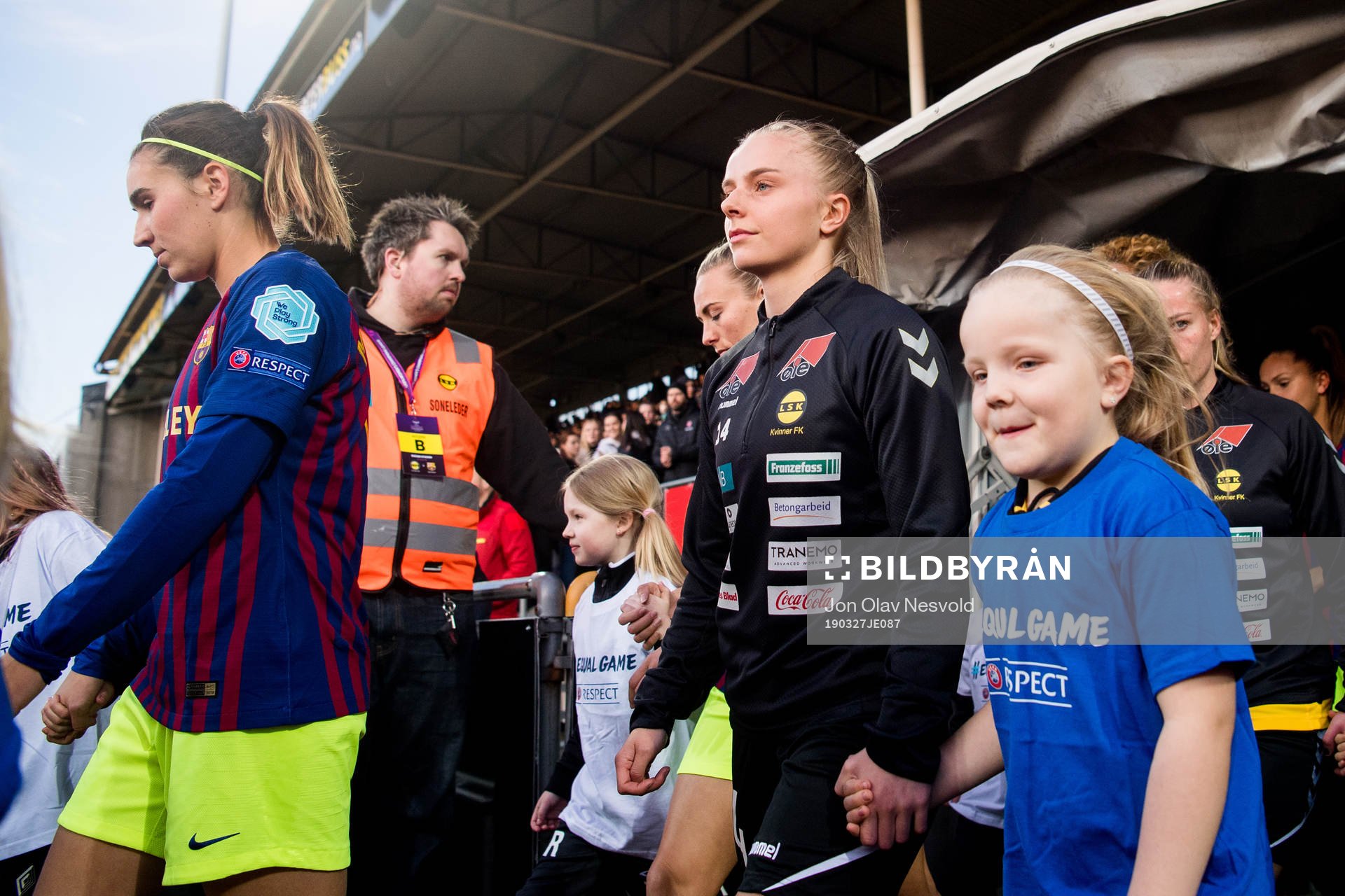 Emilie Marie Woldvik of LSK Kvinner enters the pitch