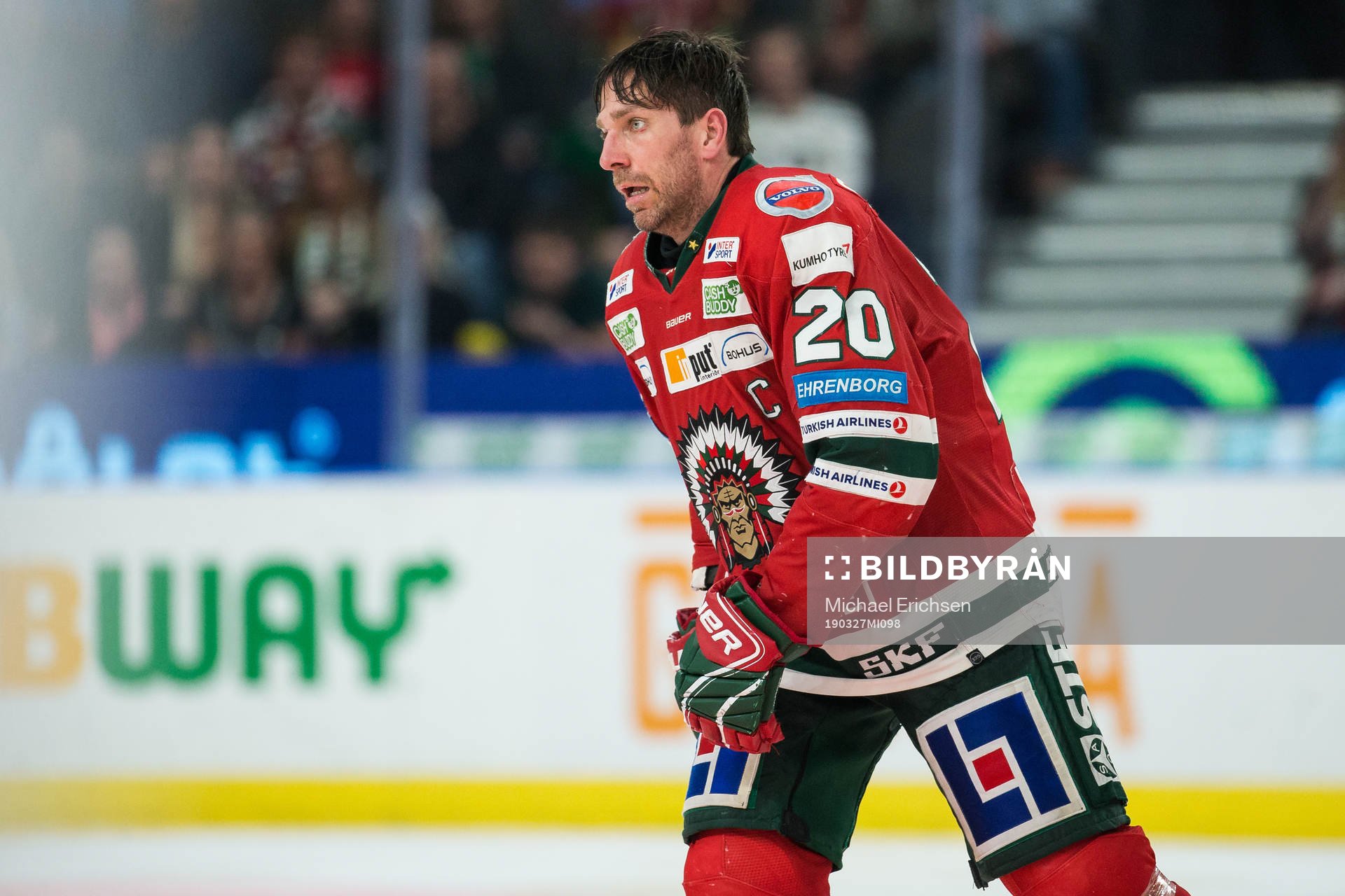 Frölundas Joel Lundqvist lämnar isen
