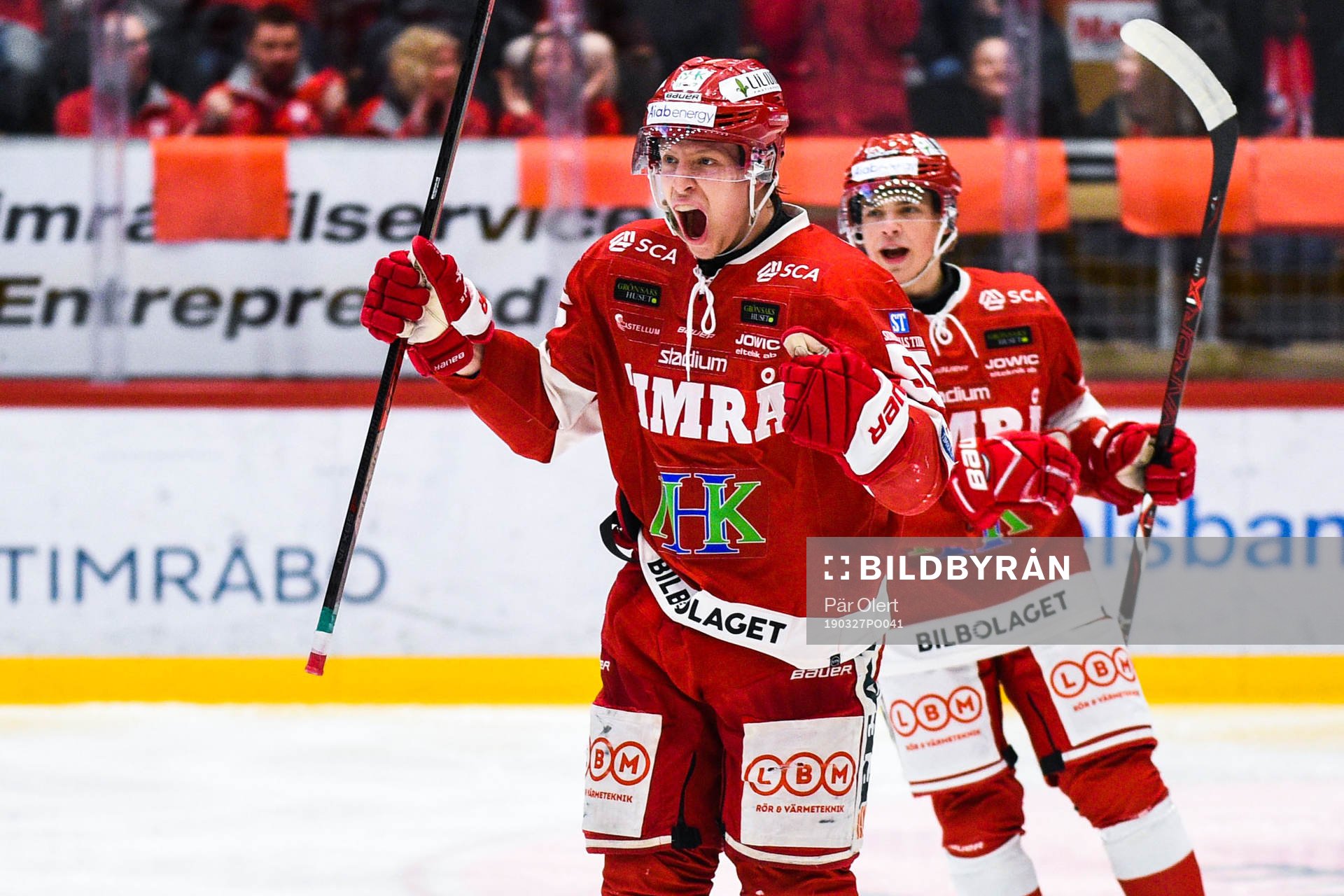 Timrås Vilmos Gallo jublar