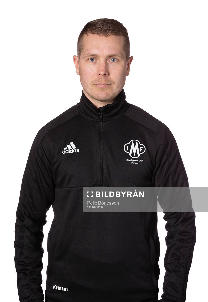 Mallbackens assisterande tränare Krister Nilsson poserar för ett porträtt den 28 mars 2019 i Lysvik.