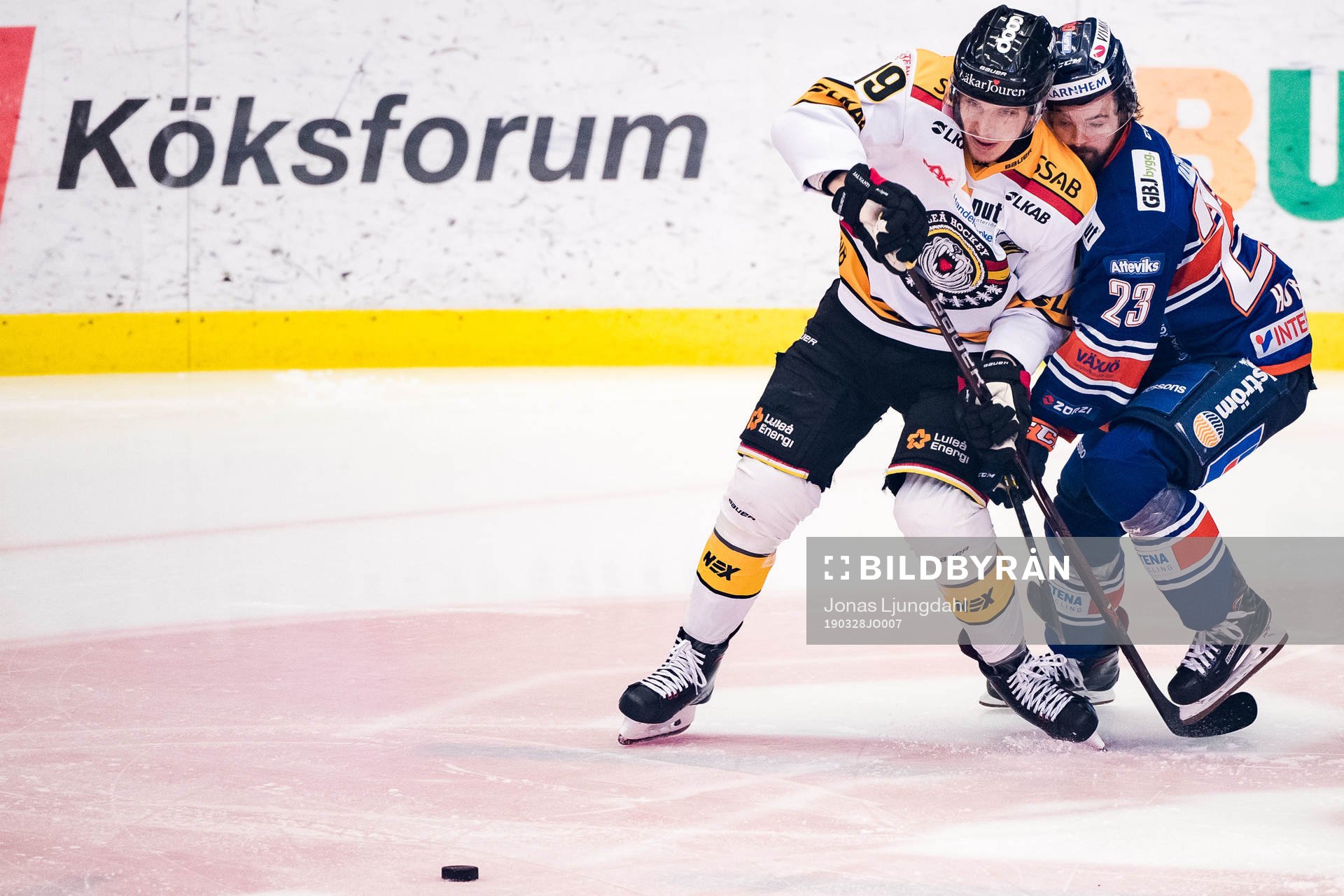 Luleås Joonas Jalvanti och Växjös Roman Horak