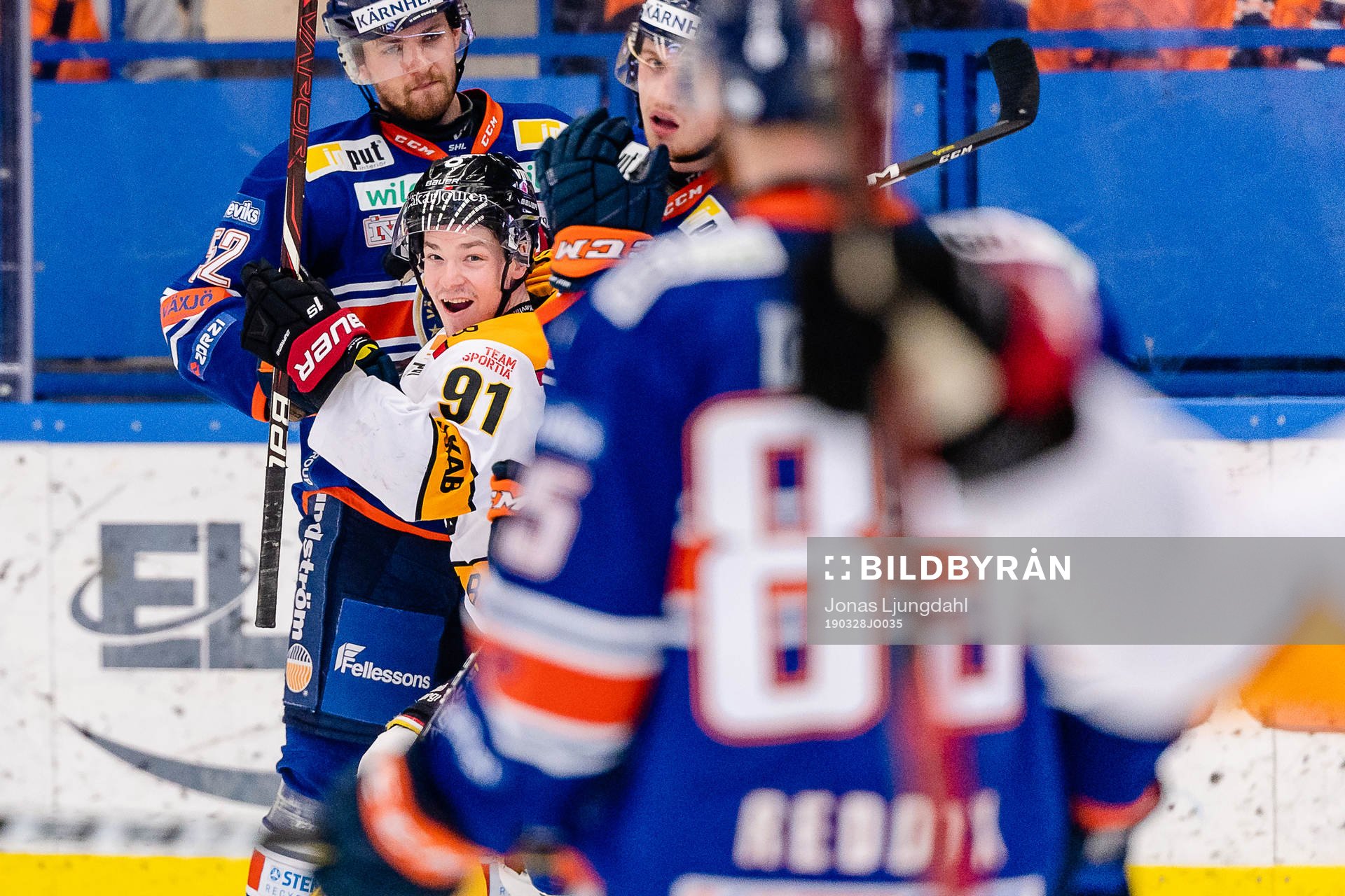 Luleås Austin Farley jublar