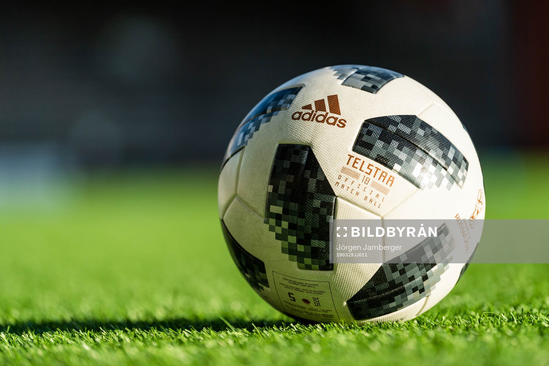 Officiella matchbollen