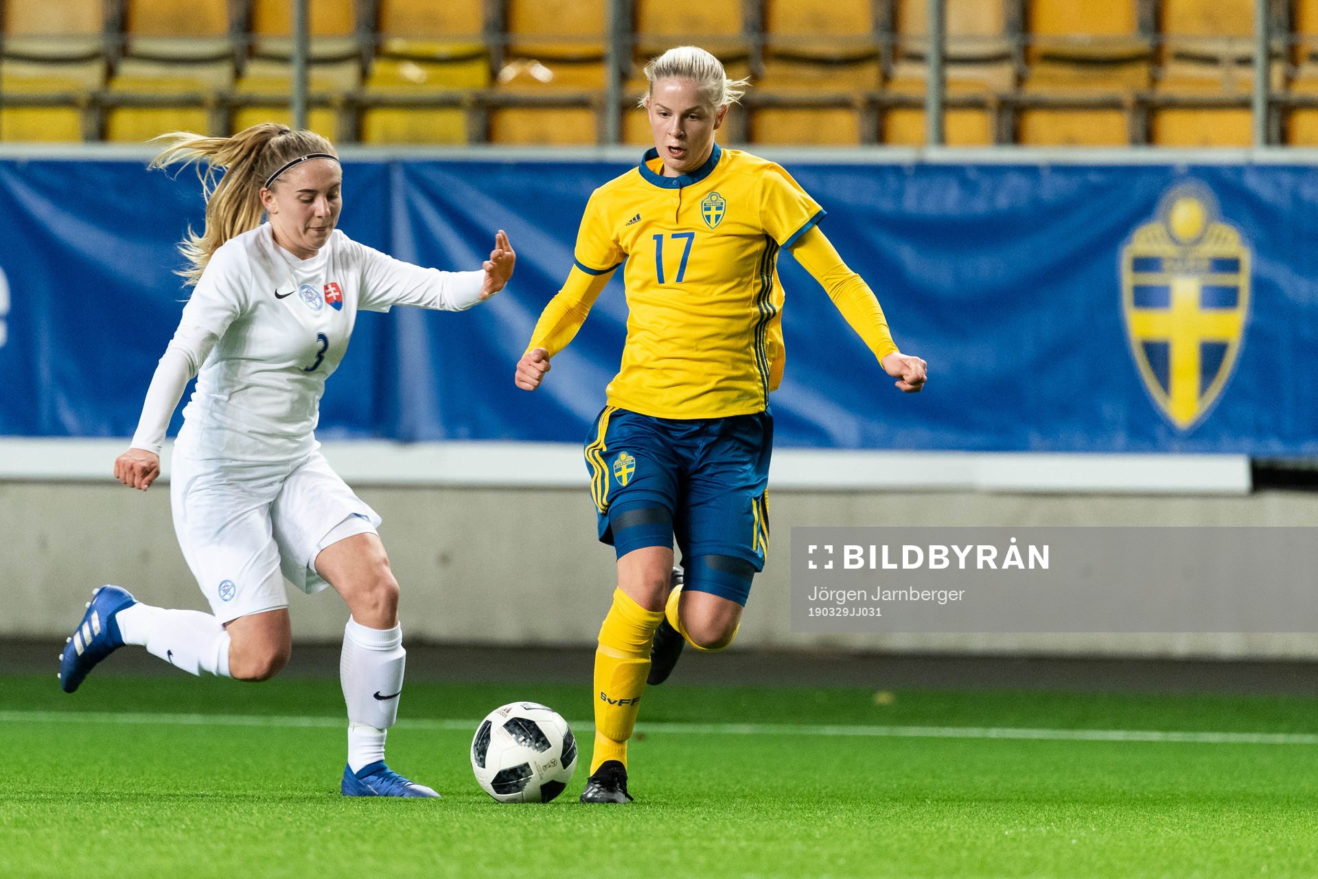 Sveriges Moa Karlsson och Slovakiens Viktoria Mattova