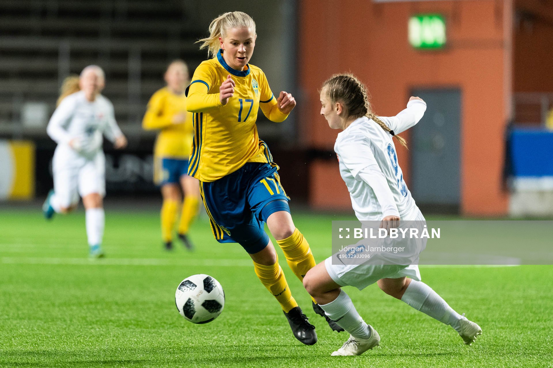 Sveriges Moa Karlsson och Slovakiens Viktoria Kavalikova