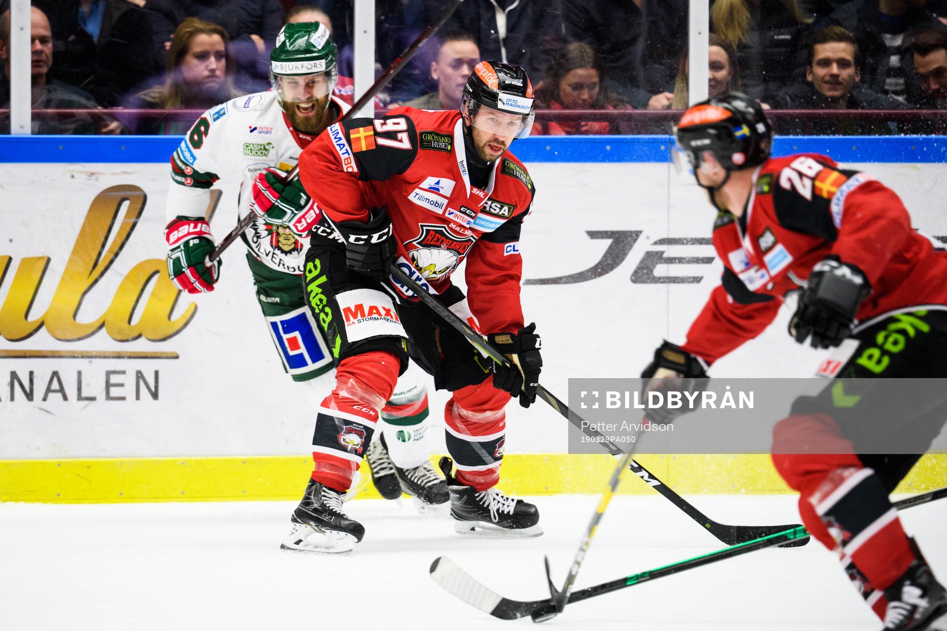 Frölundas Jonathan Sigalet och Malmö Redhawks Per Ledin