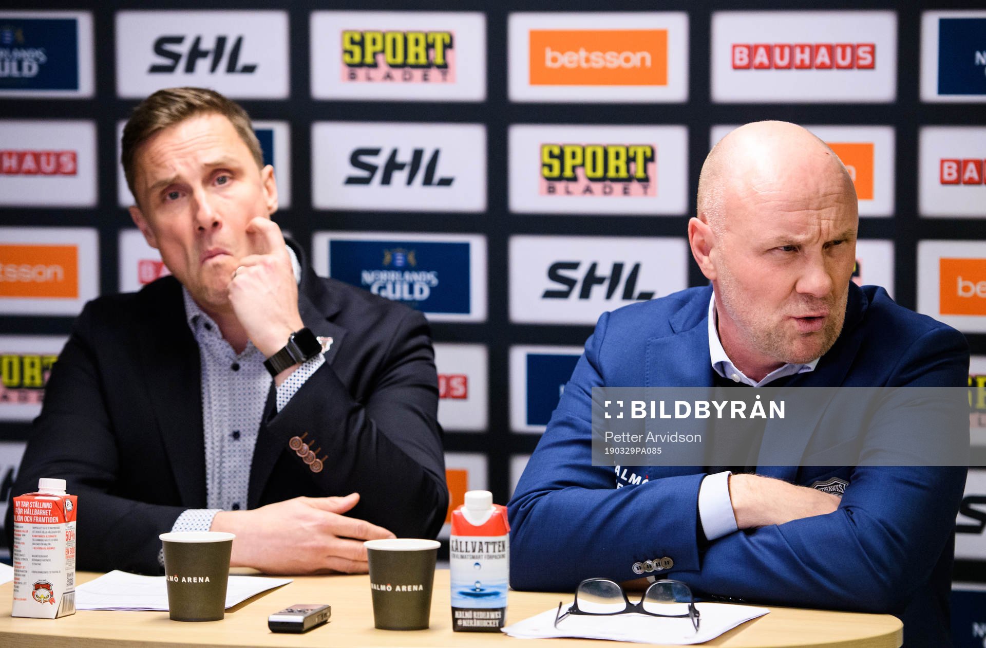 Frölundas tränare Roger Rönnberg och Malmö Redhawks