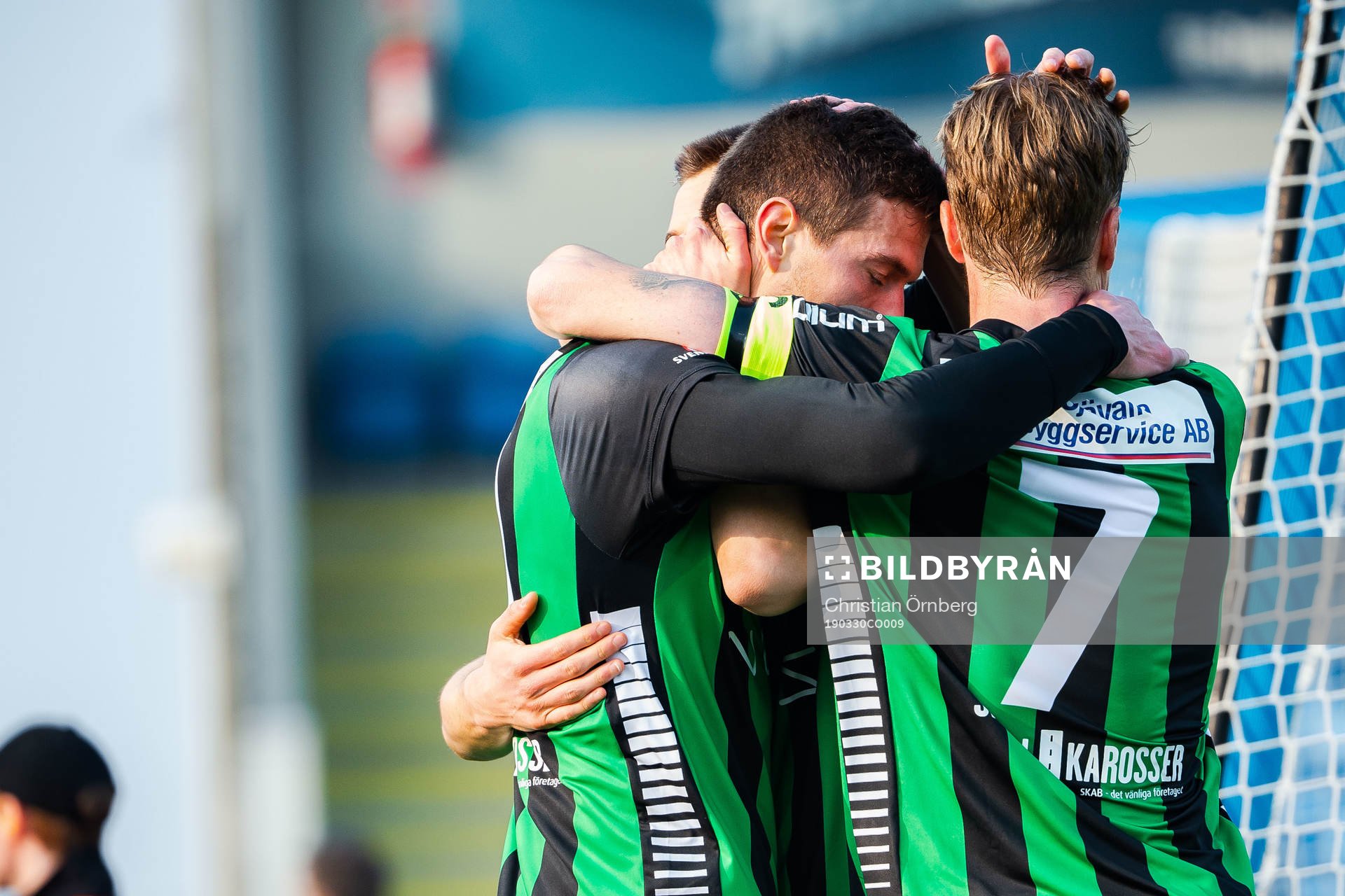 GAIS Nikola Asceric och Marcus Bergholtz jublar