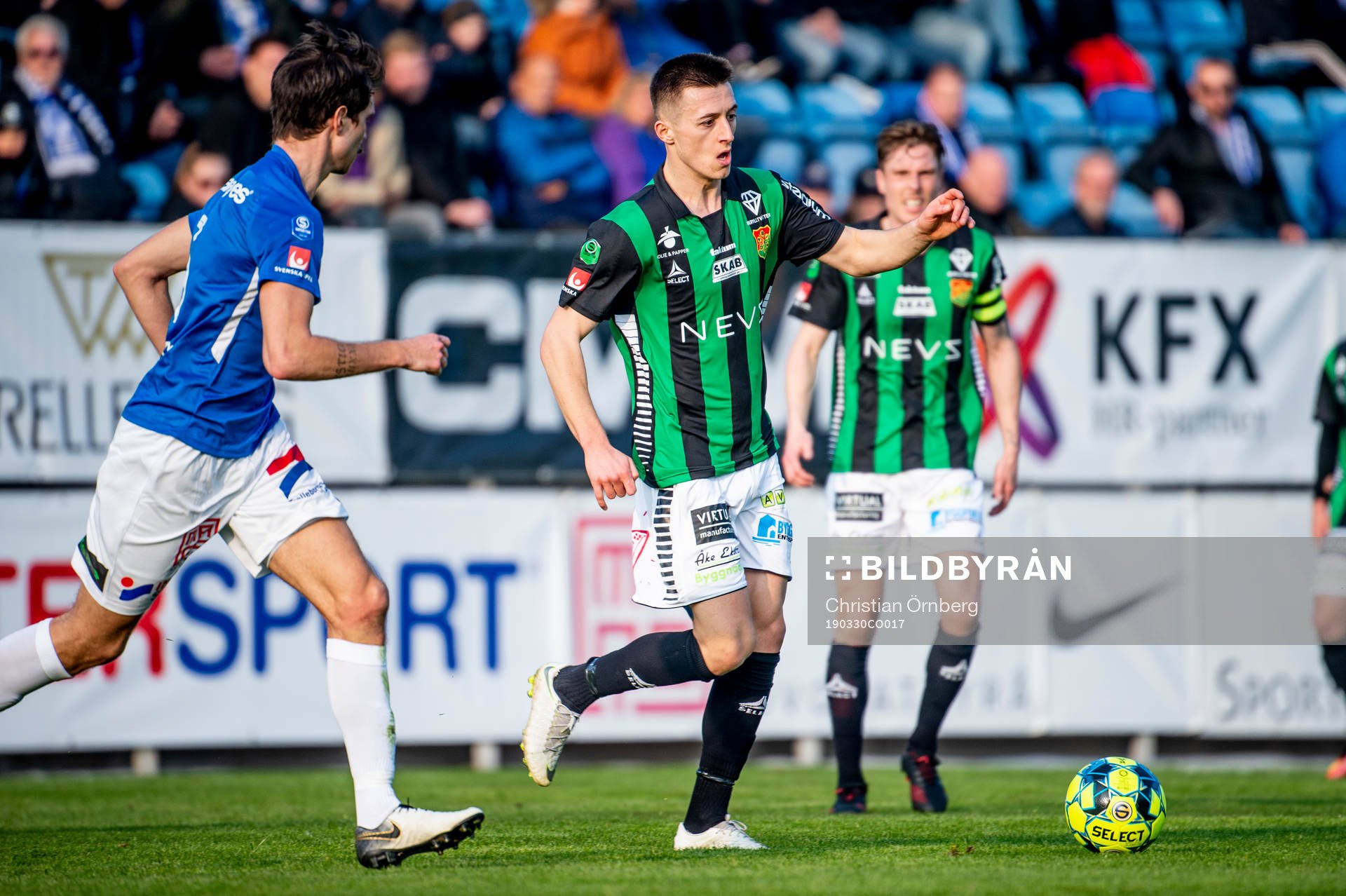 Trelleborgs Sebastian Ohlsson mot GAIS Leonard Pllana
