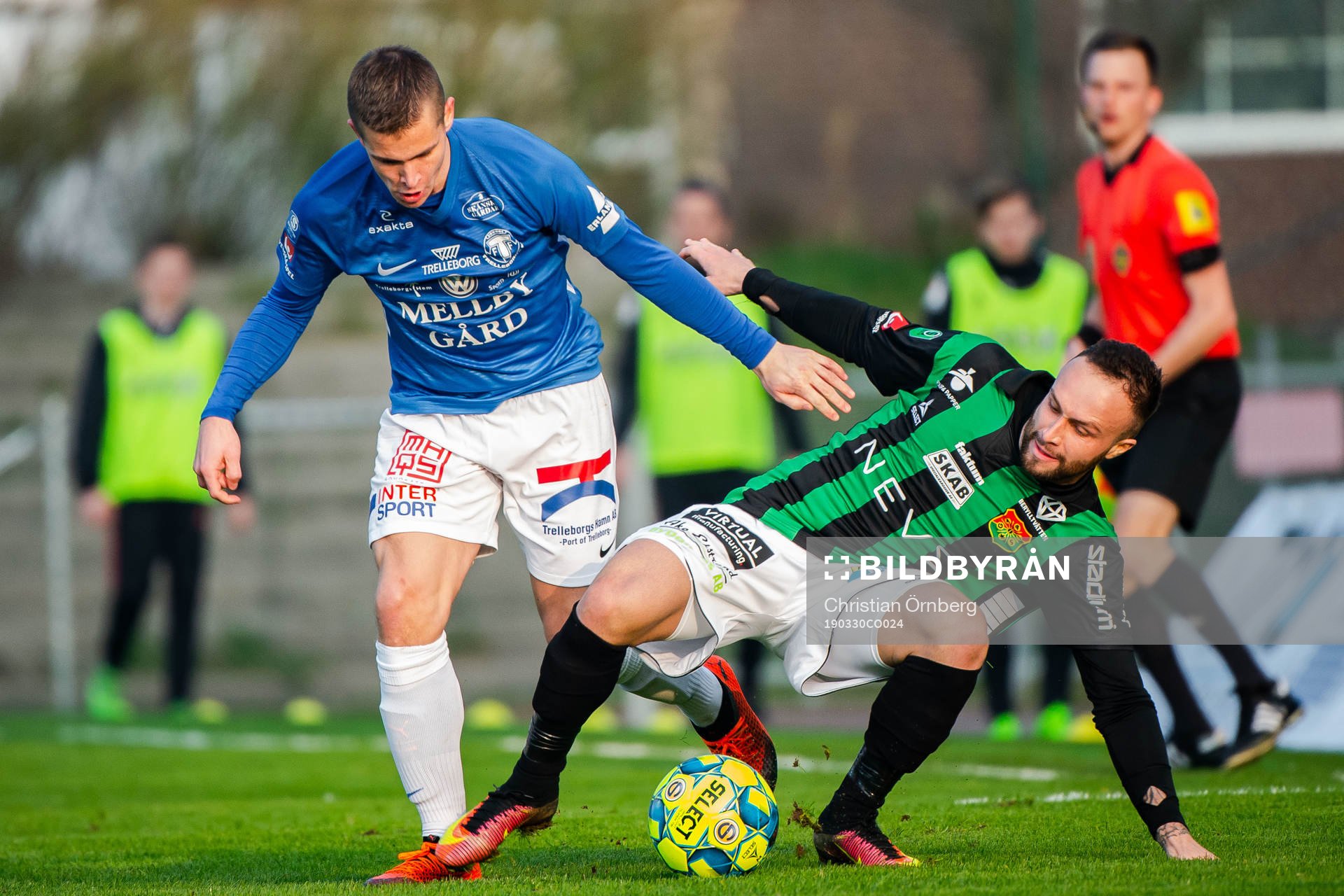 Trelleborgs Oscar Johansson och GAIS Evaldo Nascimento